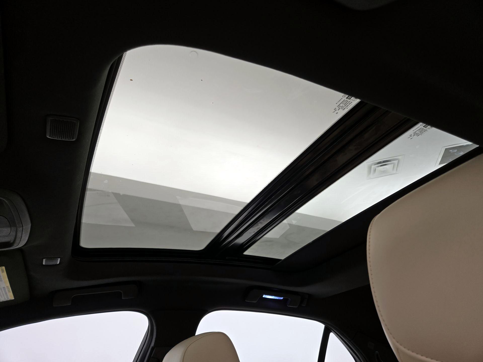 Thumbnail: 2019 Cadillac CTS - 19