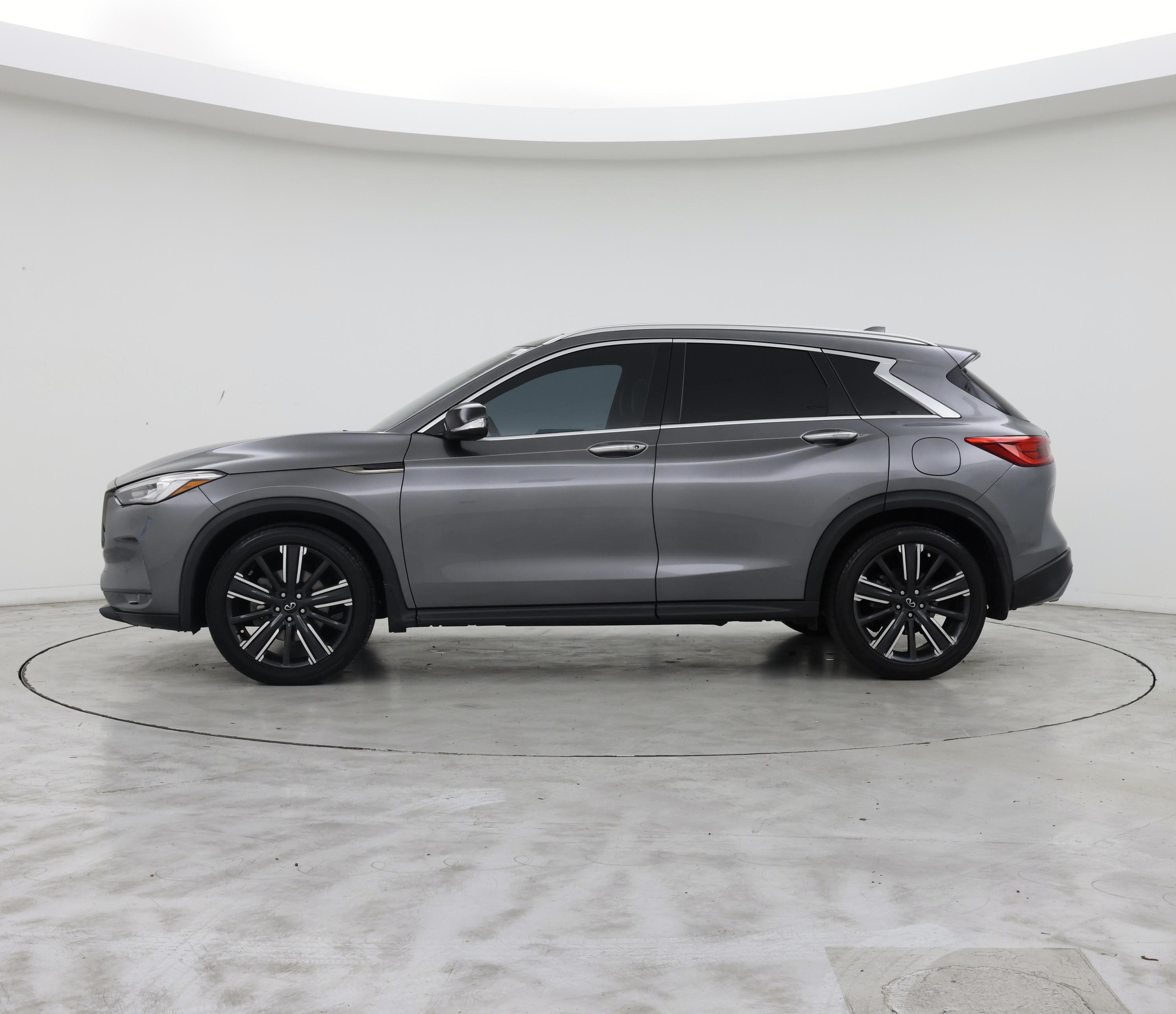 Thumbnail: 2021 INFINITI QX50 - 3