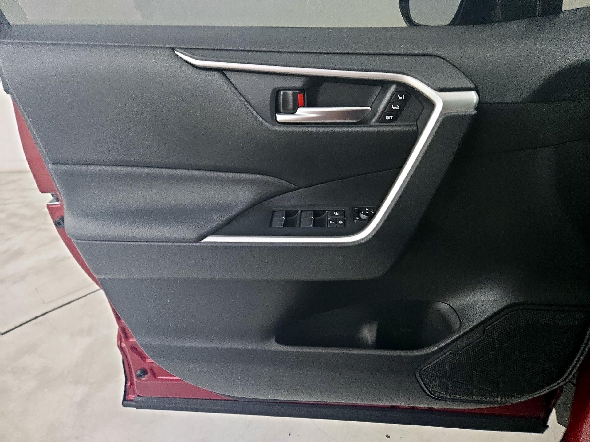 Thumbnail: 2023 Toyota RAV4 - 12