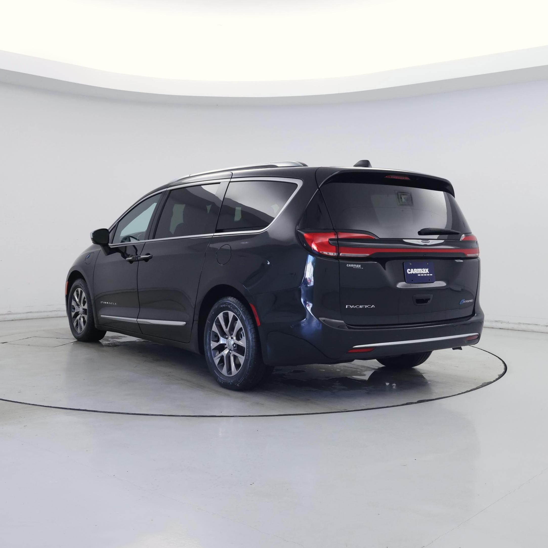 Thumbnail: 2022 Chrysler Pacifica - 2