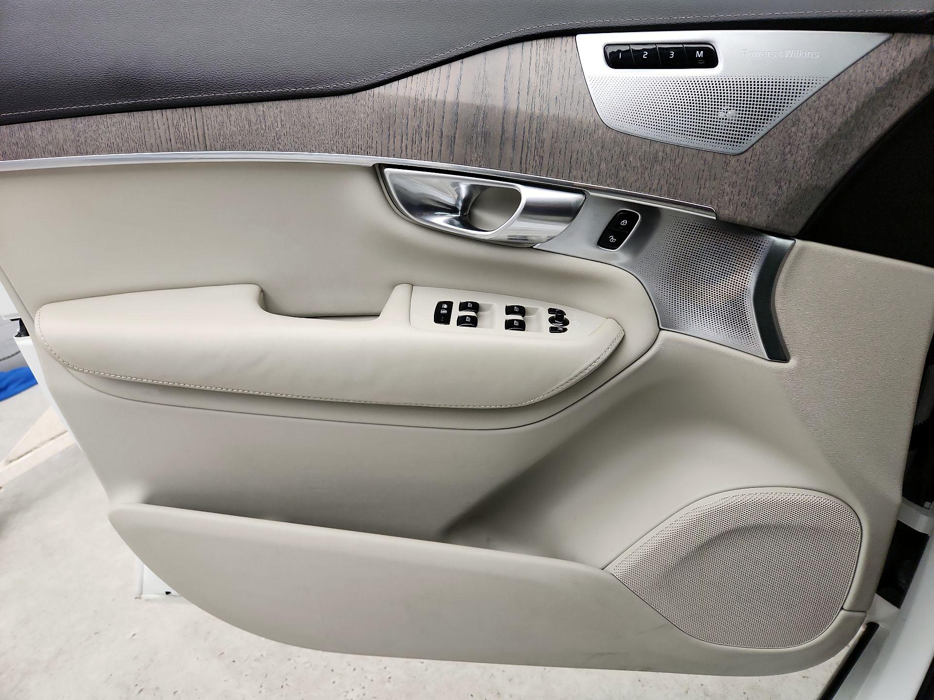 Thumbnail: 2020 Volvo XC90 - 12