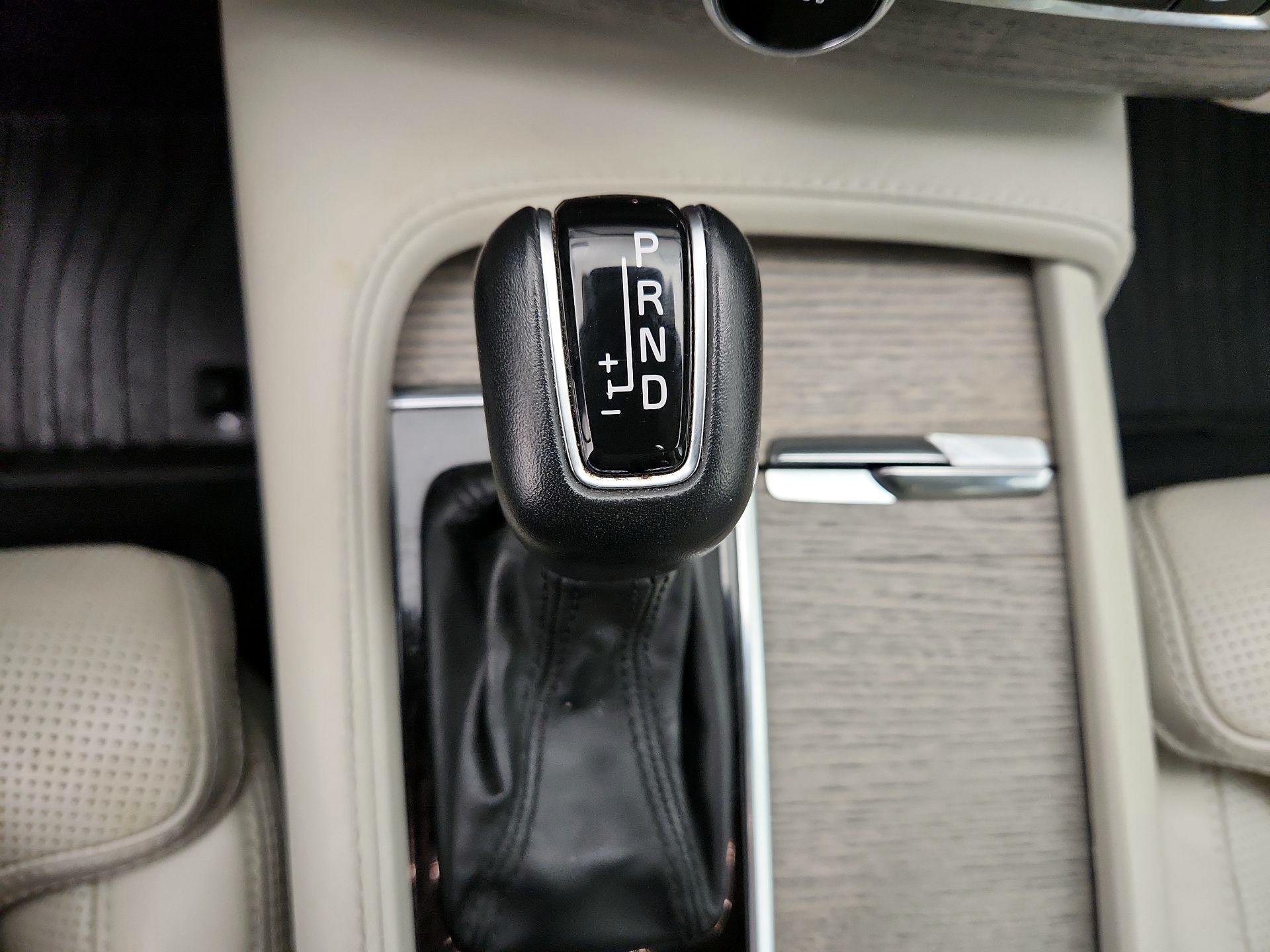 Thumbnail: 2020 Volvo XC90 - 18
