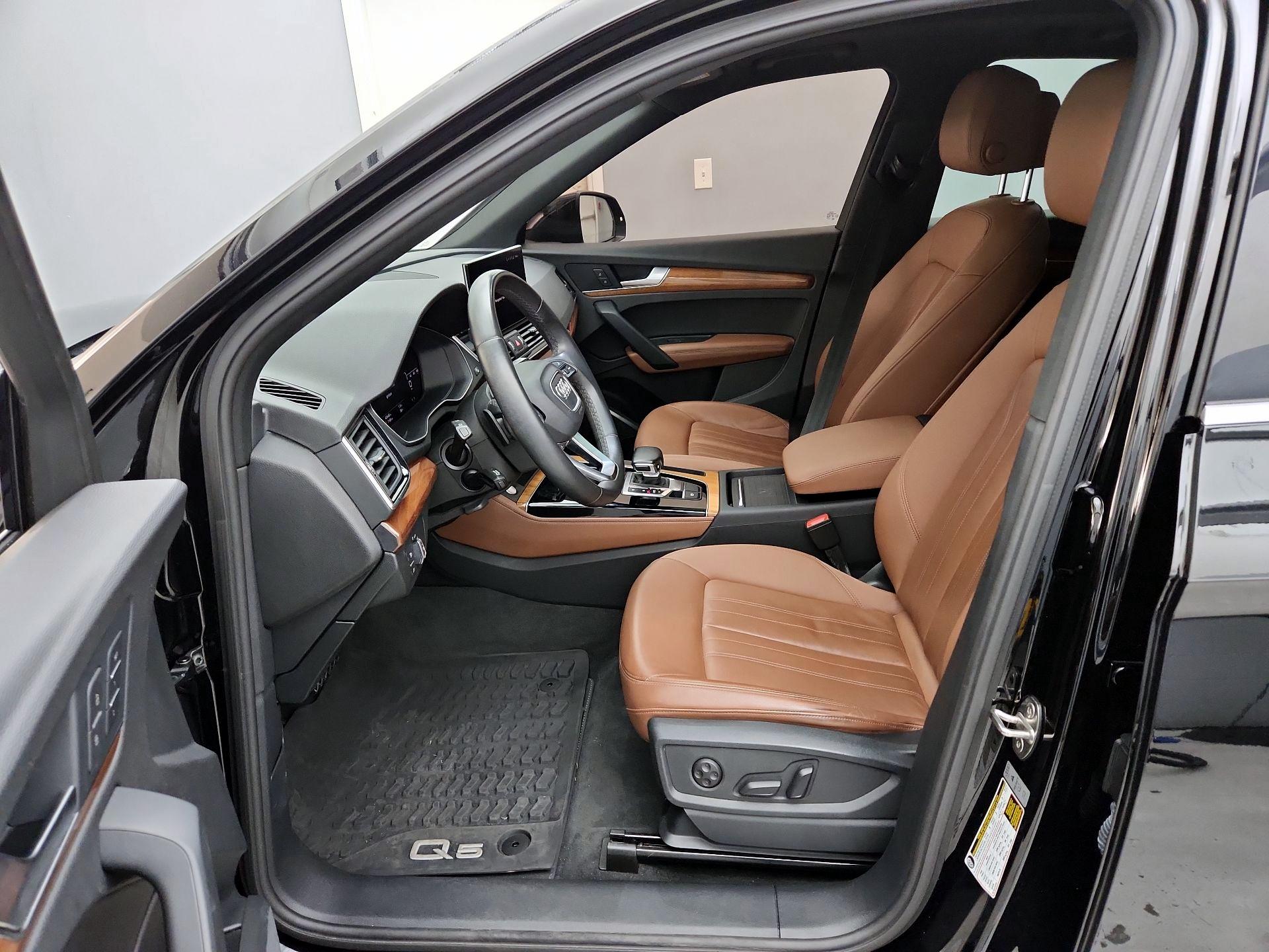 Thumbnail: 2021 Audi Q5 - 11