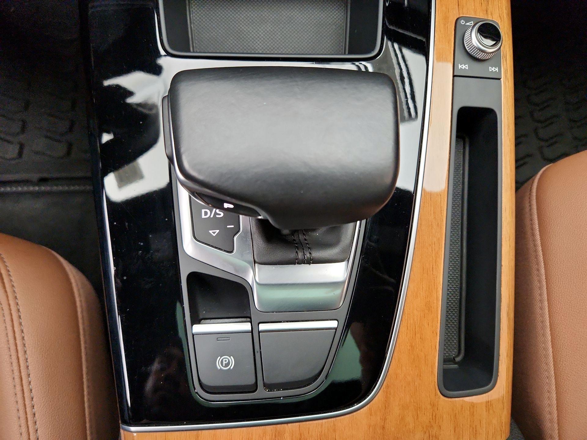 Thumbnail: 2021 Audi Q5 - 18