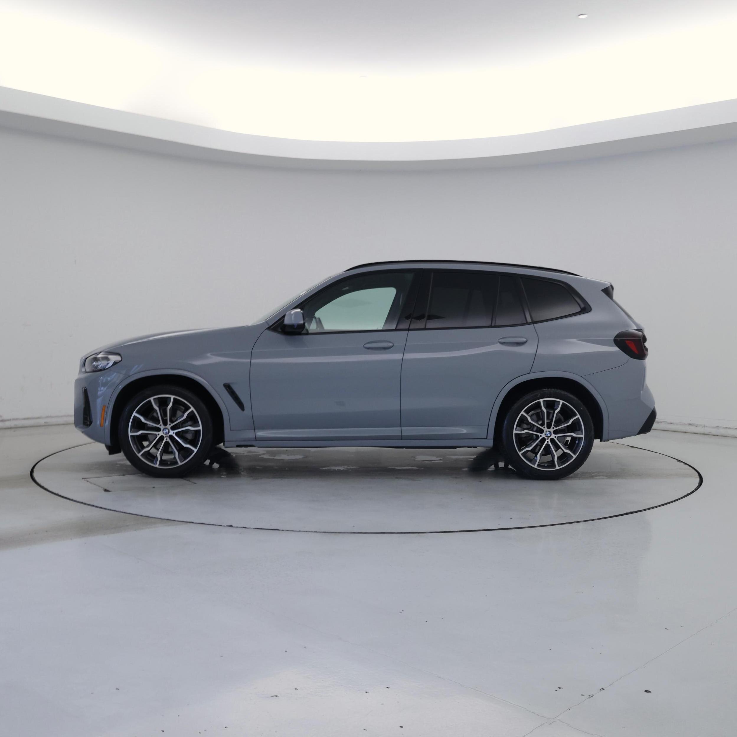 Thumbnail: 2022 BMW X3 - 3