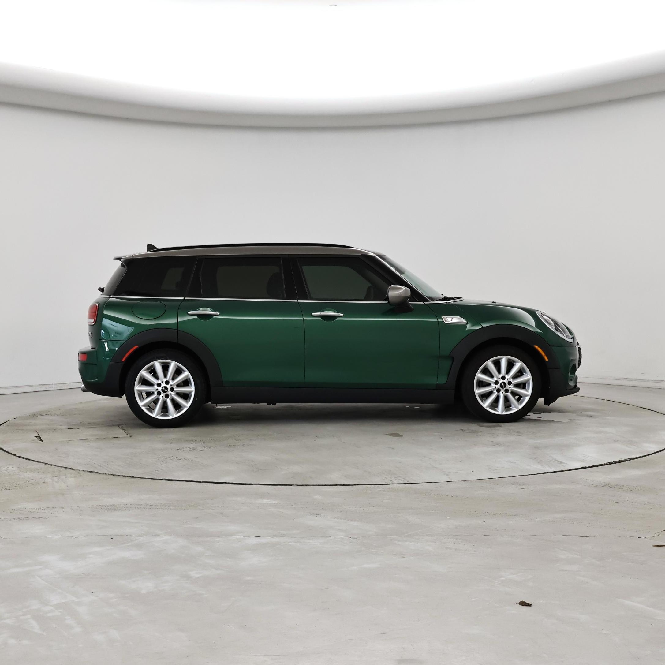 Thumbnail: 2023 MINI Cooper Clubman - 7