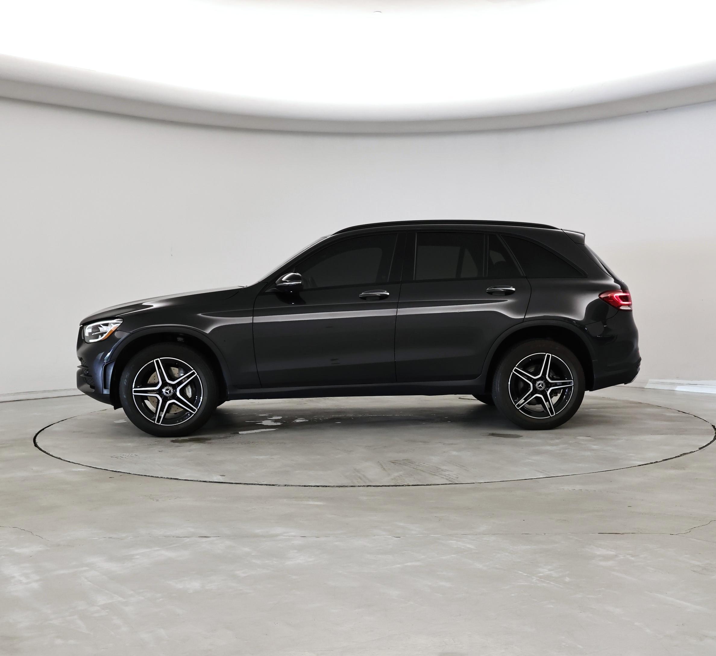 Thumbnail: 2022 Mercedes-Benz GLC - 3