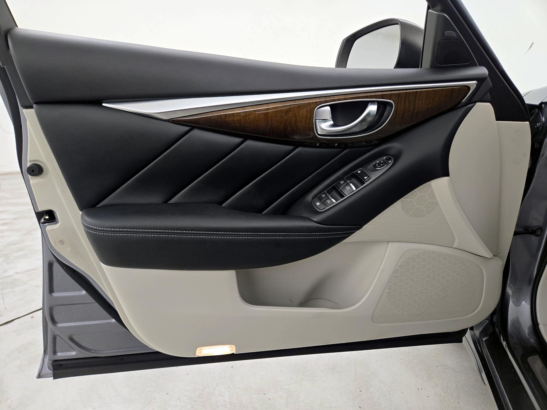 Thumbnail: 2019 INFINITI Q50 - 12