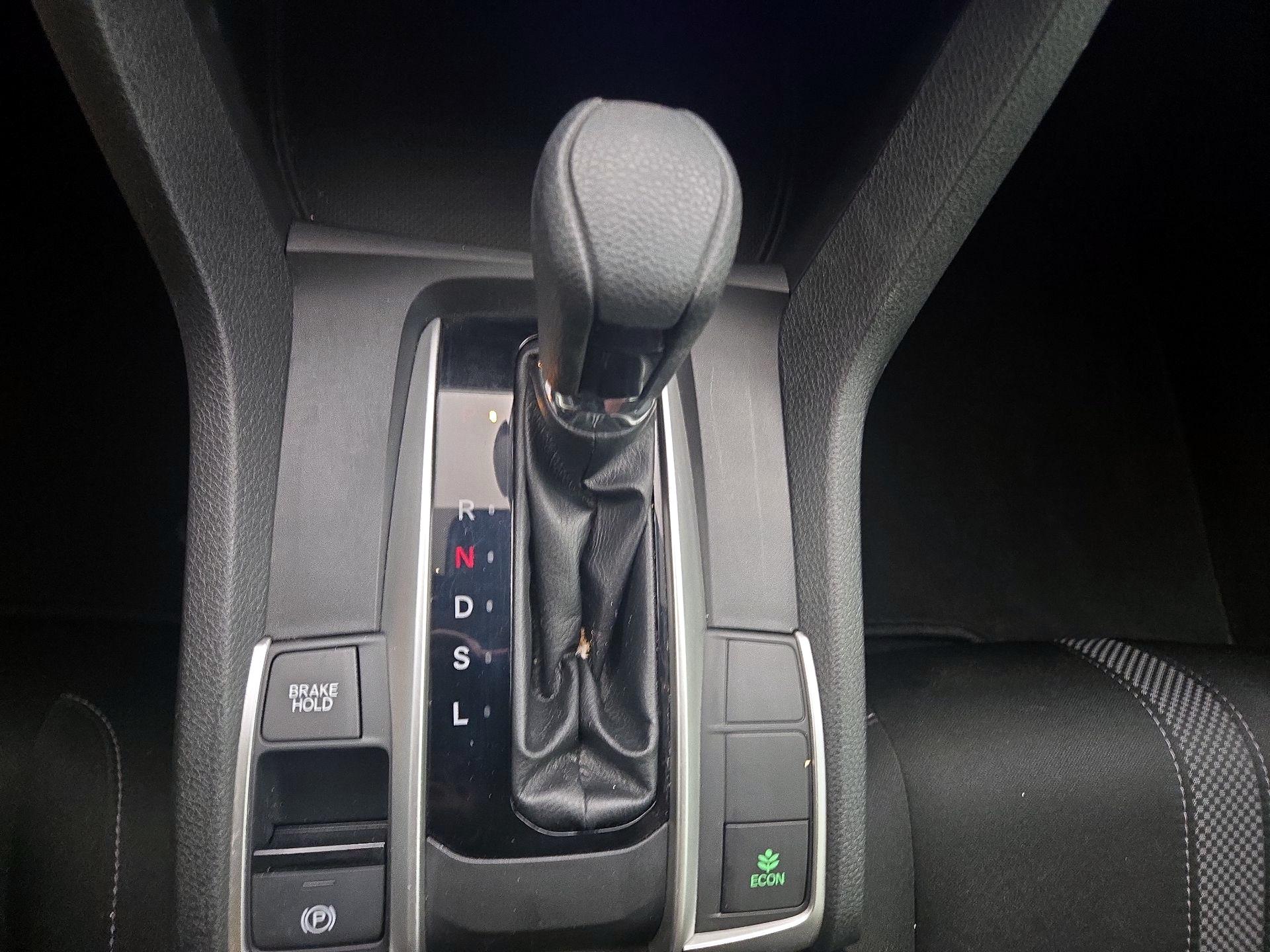 Thumbnail: 2019 Honda Civic - 17