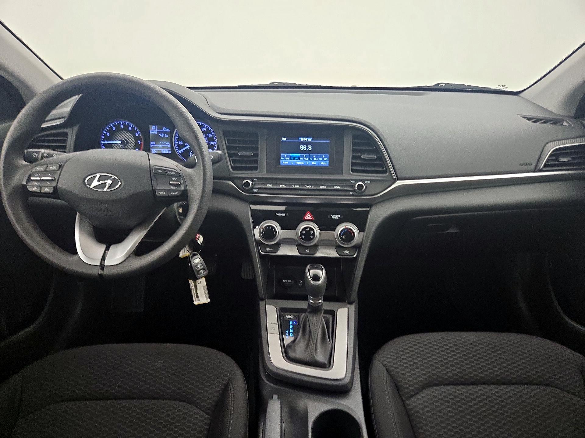 Thumbnail: 2019 Hyundai Elantra - 9