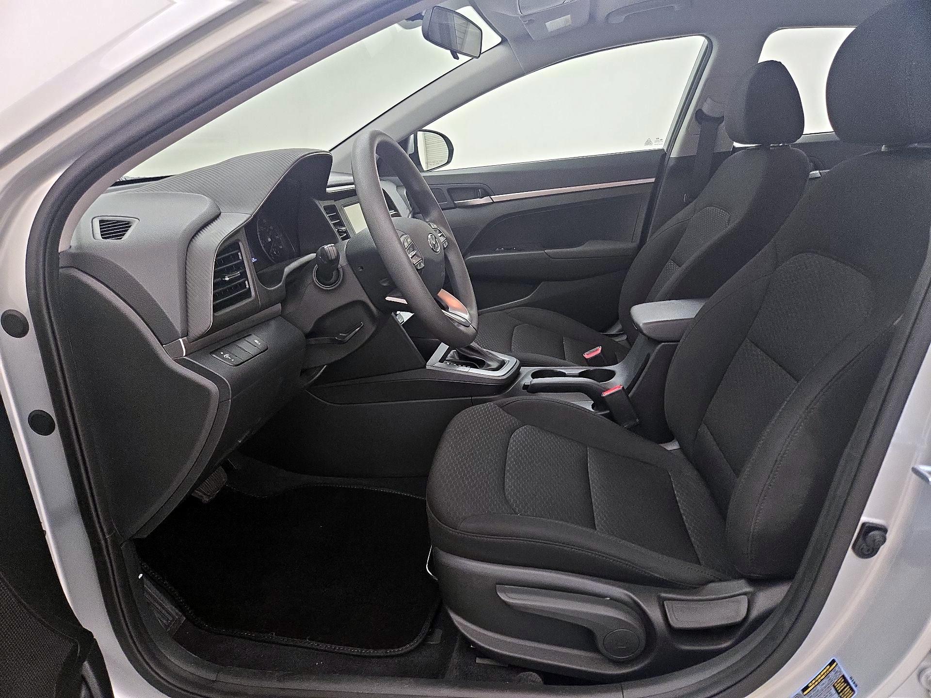 Thumbnail: 2019 Hyundai Elantra - 11
