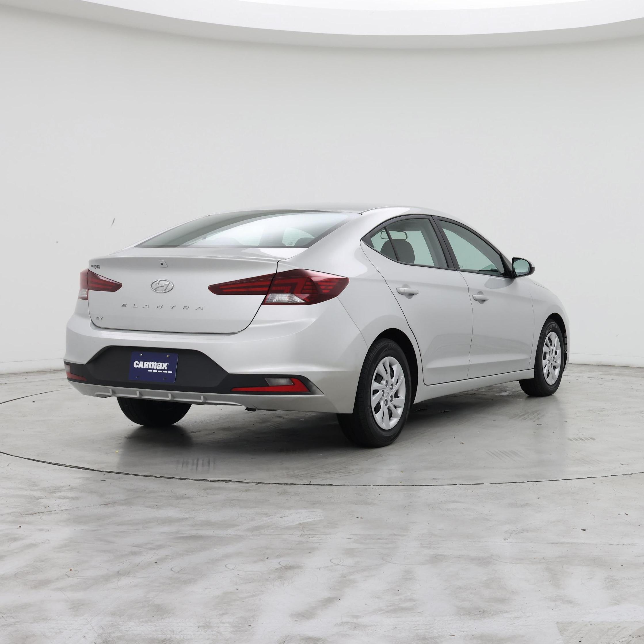 Thumbnail: 2019 Hyundai Elantra - 8
