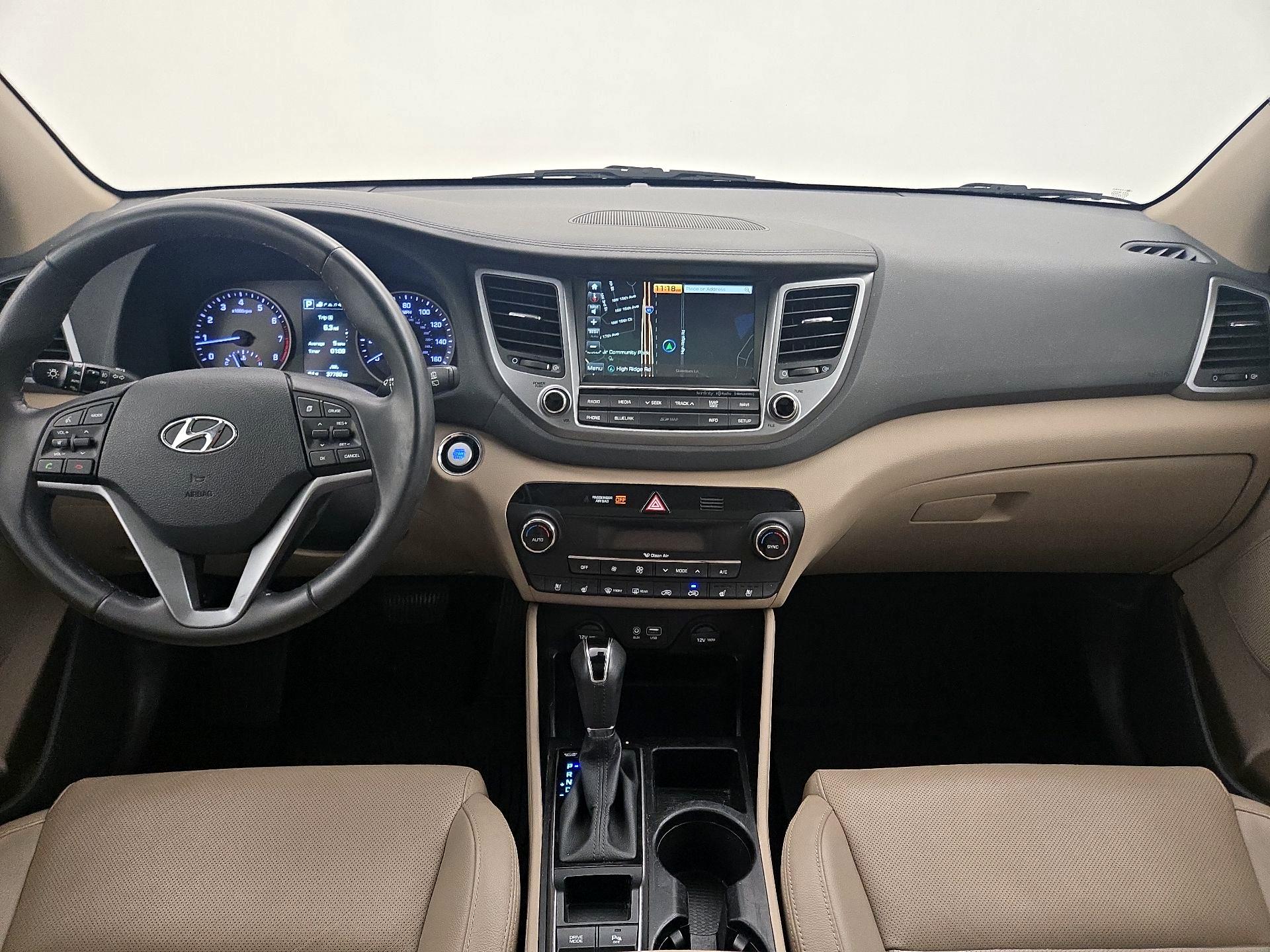 Thumbnail: 2017 Hyundai Tucson - 9