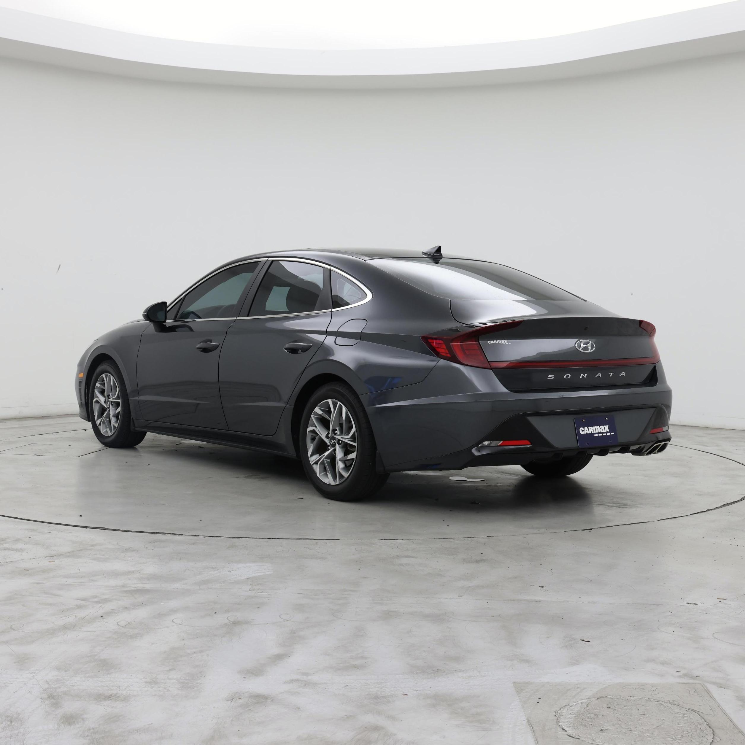 Thumbnail: 2023 Hyundai Sonata - 2