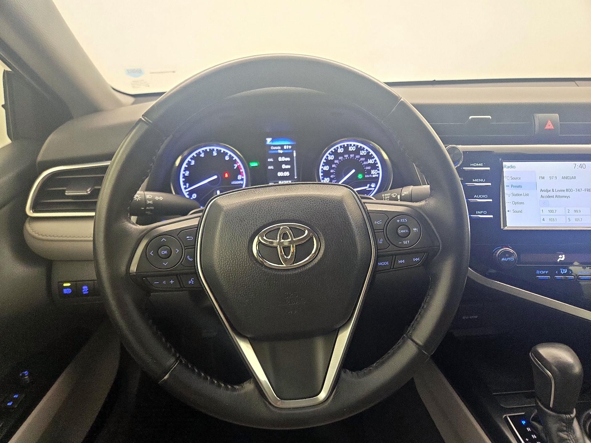 Thumbnail: 2018 Toyota Camry - 10