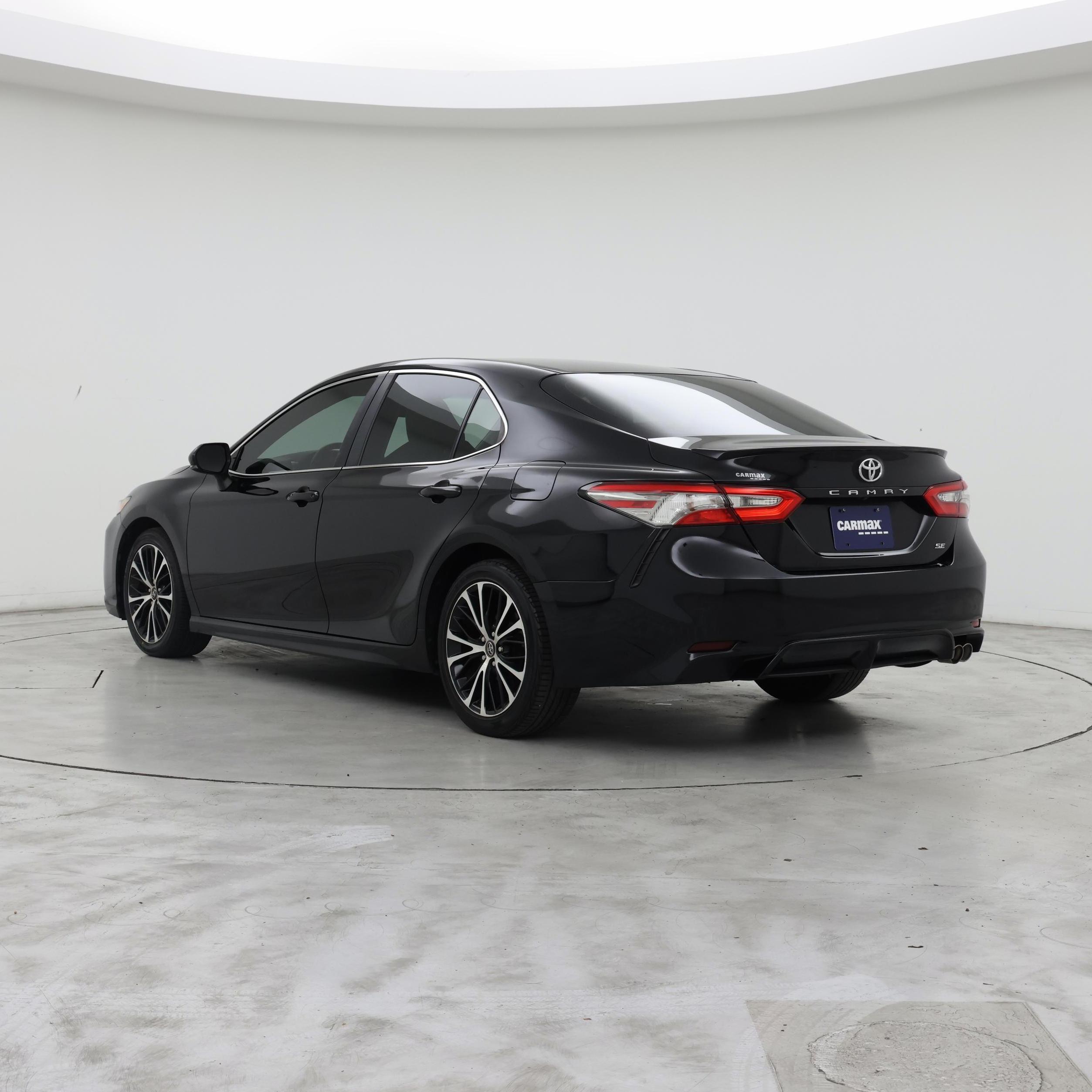 Thumbnail: 2018 Toyota Camry - 2