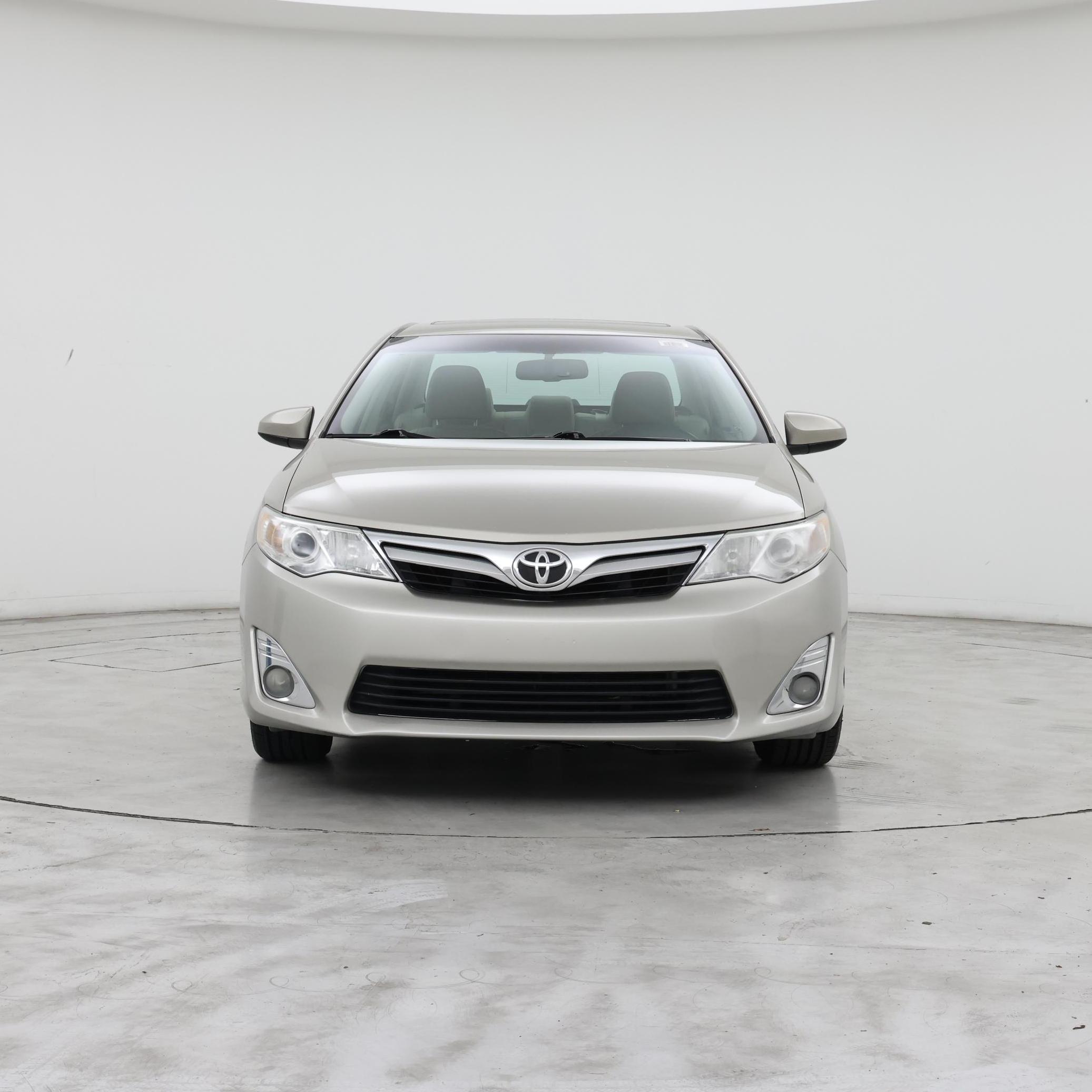 Thumbnail: 2014 Toyota Camry - 5
