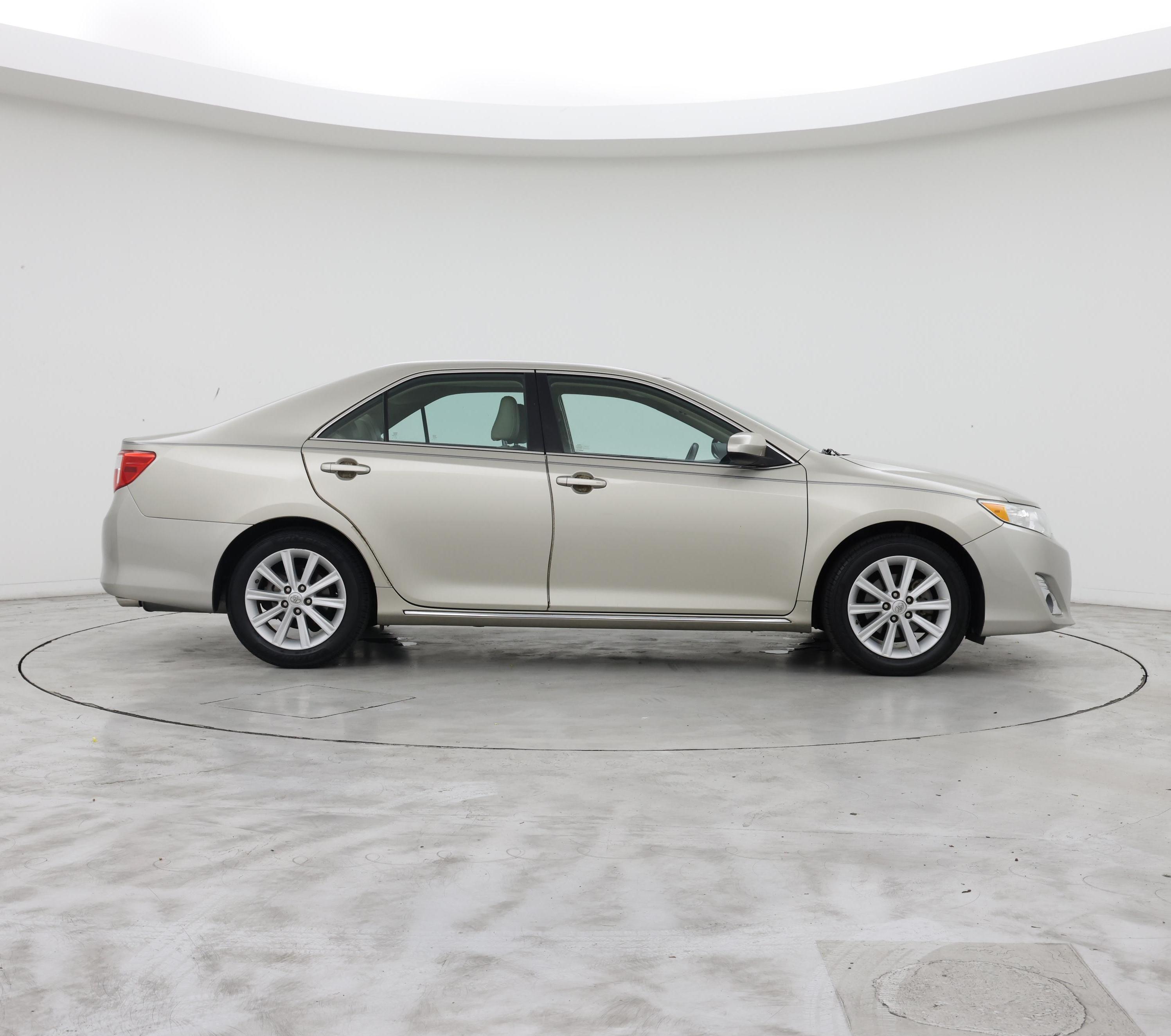 Thumbnail: 2014 Toyota Camry - 7