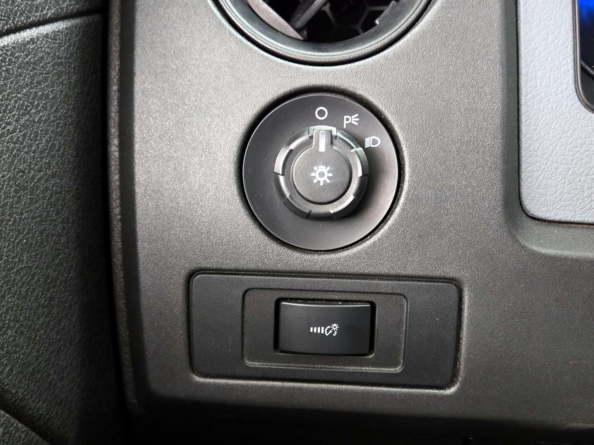 Thumbnail: 2013 Ford F-150 - 13