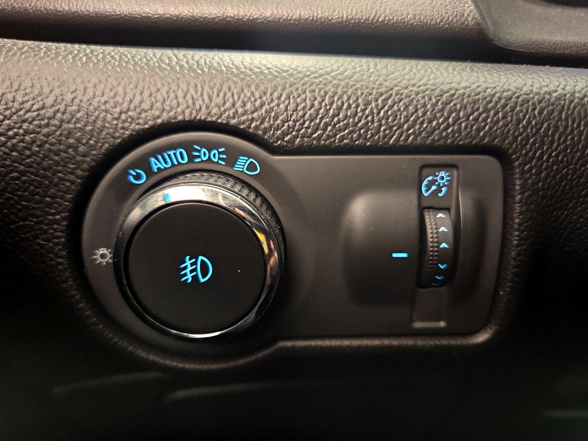 Thumbnail: 2014 Buick Verano - 13