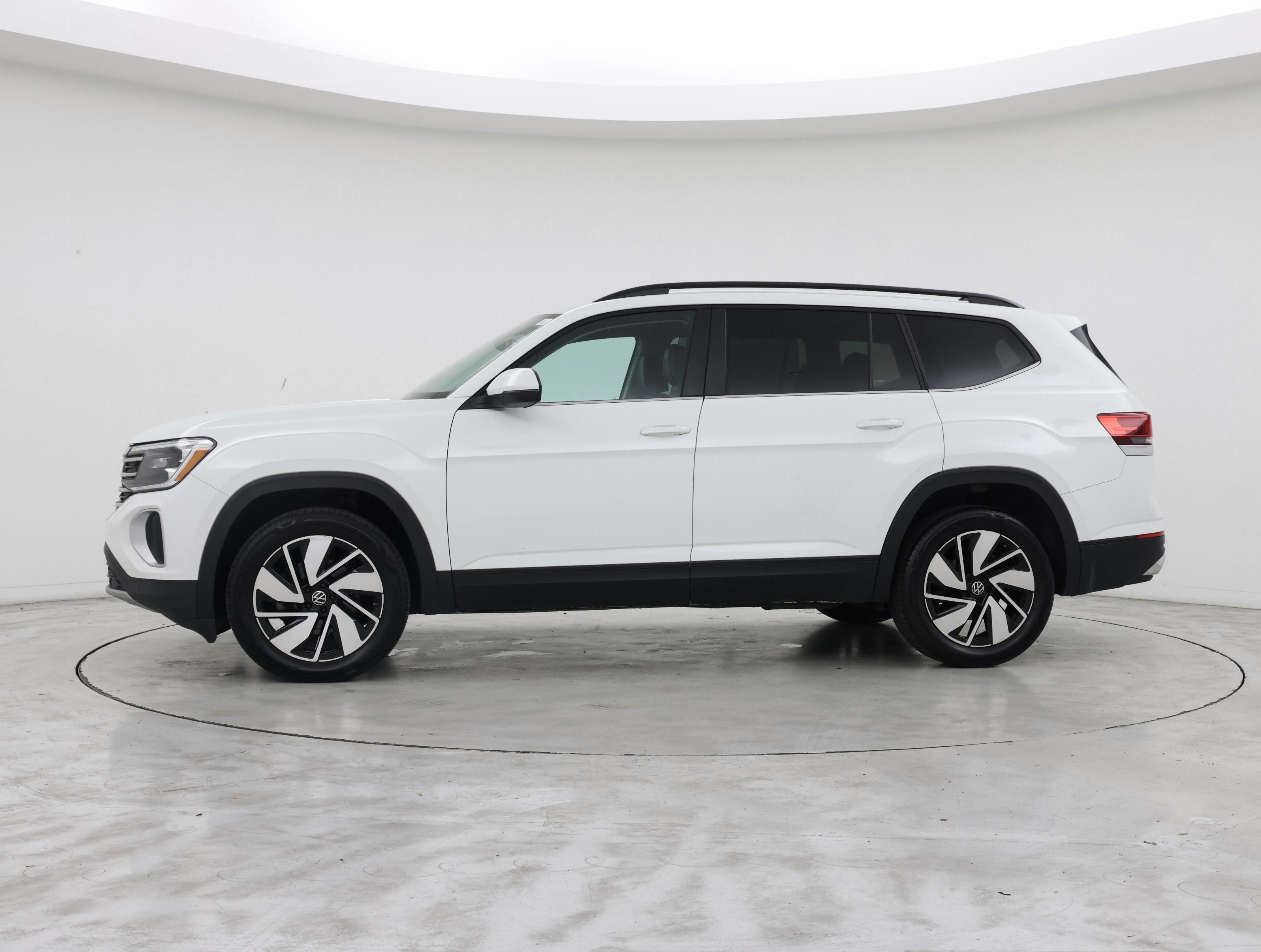 Thumbnail: 2024 Volkswagen Atlas - 3