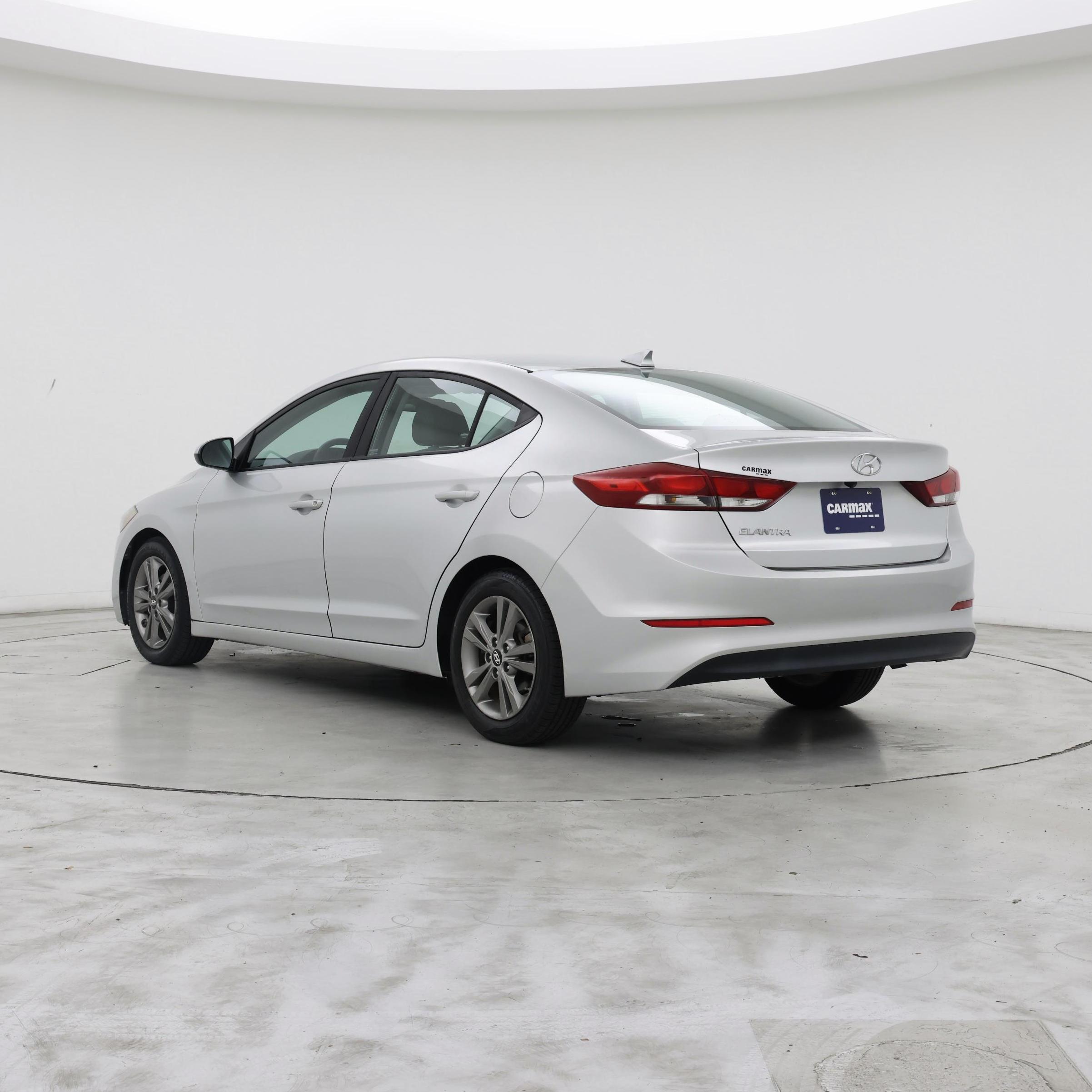 Thumbnail: 2018 Hyundai Elantra - 2
