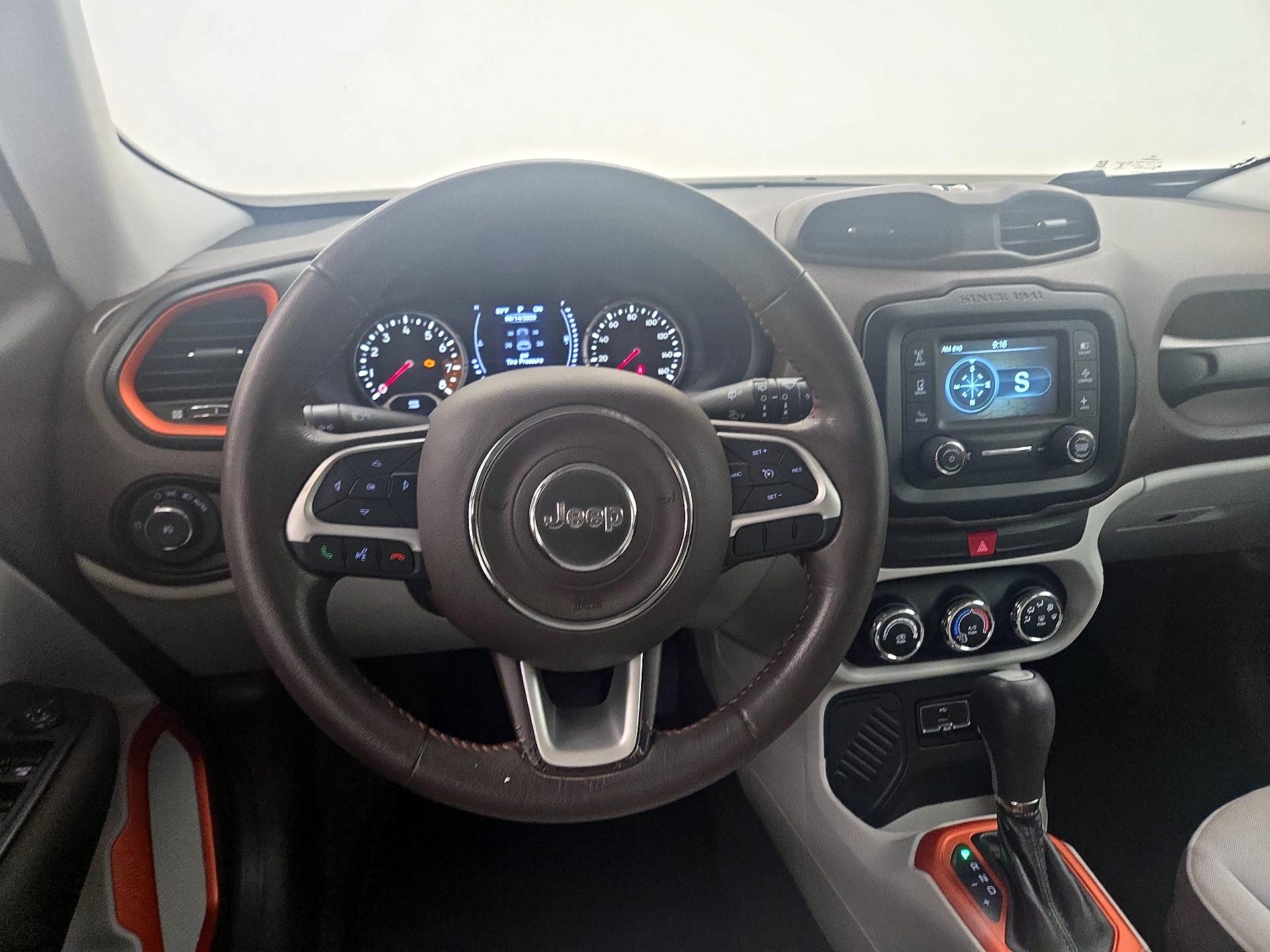 Thumbnail: 2017 Jeep Renegade - 10
