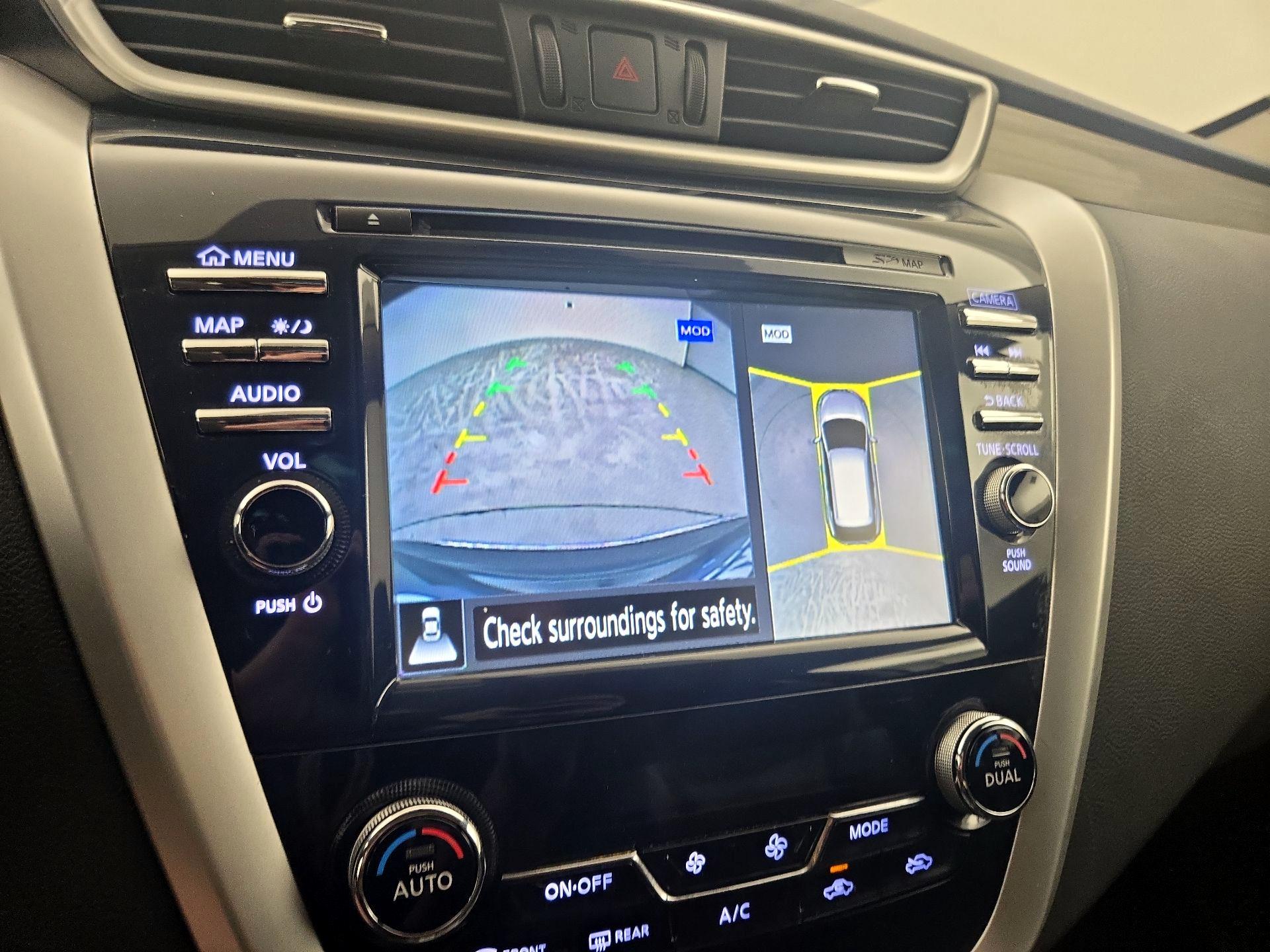 Thumbnail: 2016 Nissan Murano - 15