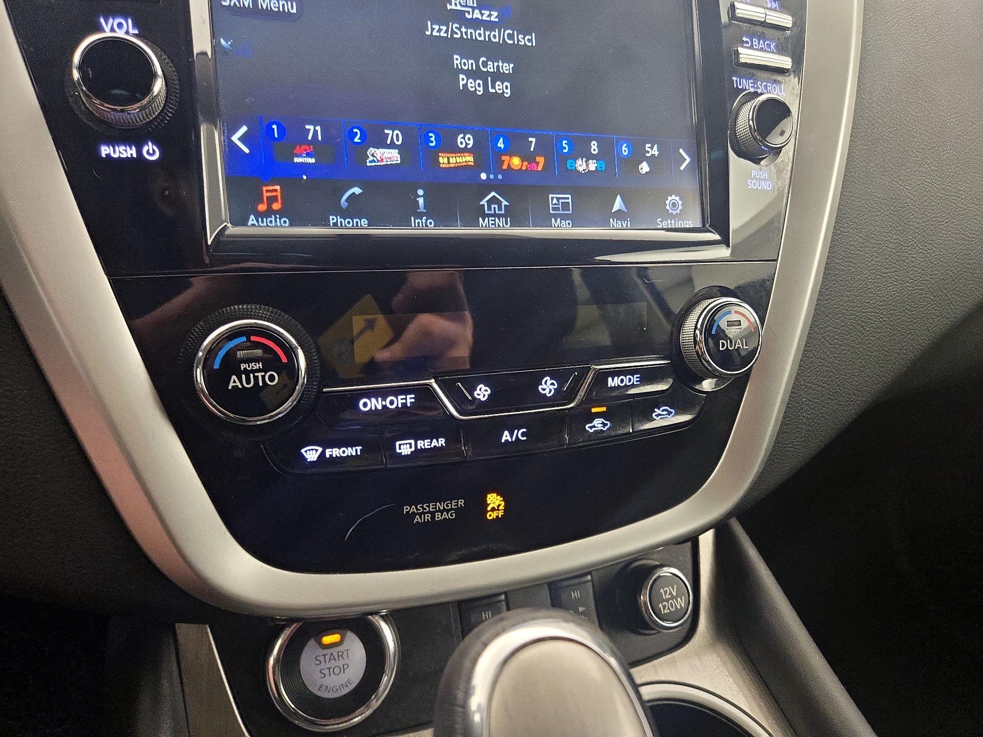 Thumbnail: 2016 Nissan Murano - 17