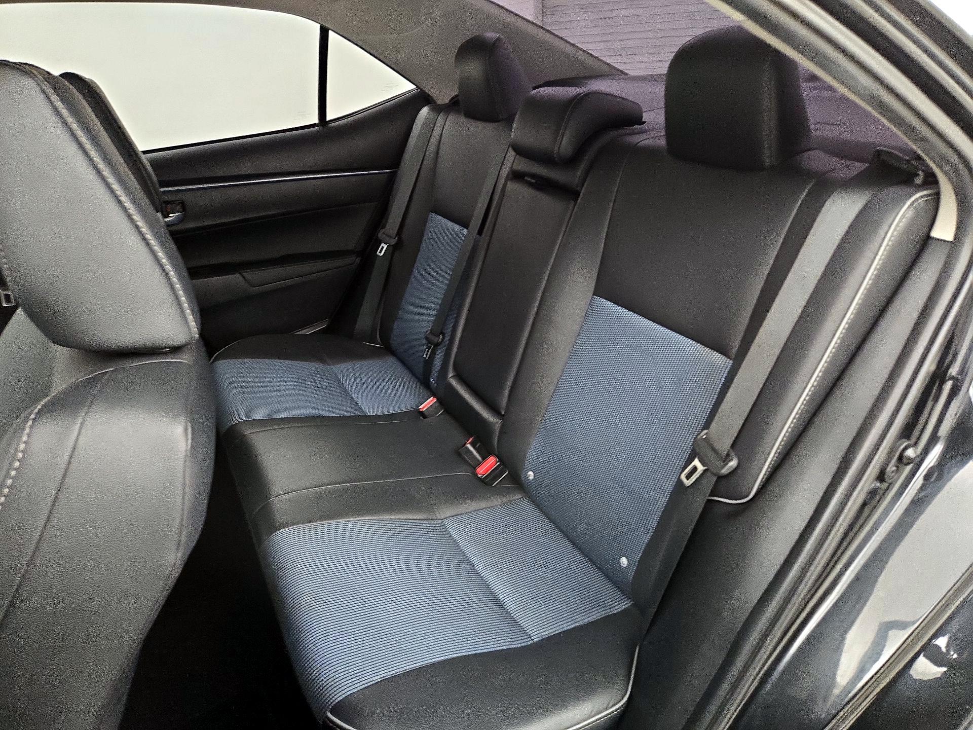 Thumbnail: 2015 Toyota Corolla - 19