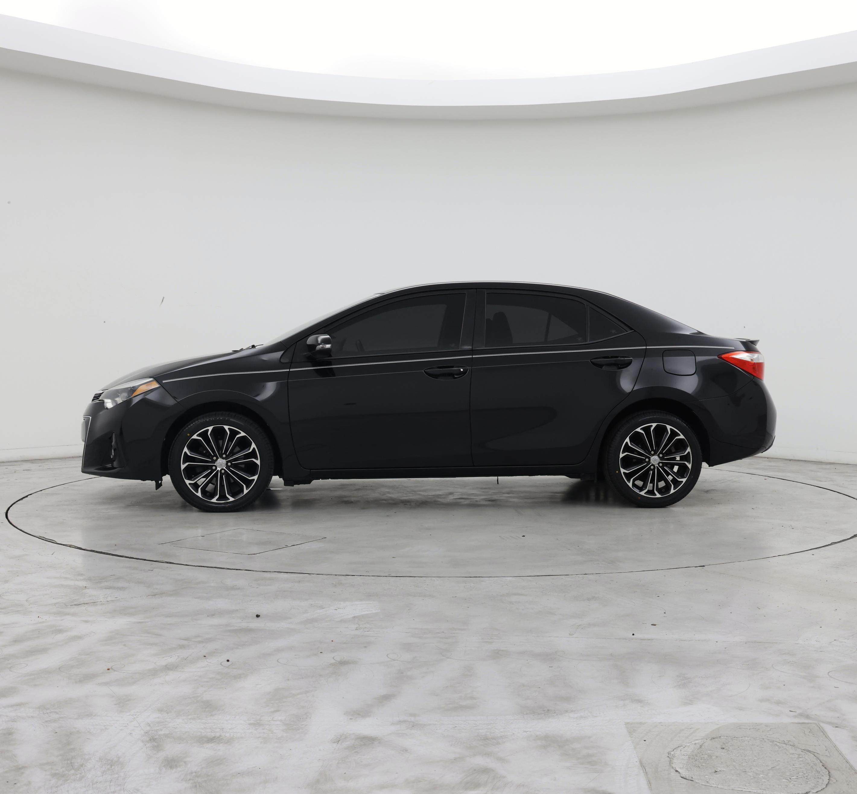 Thumbnail: 2015 Toyota Corolla - 3
