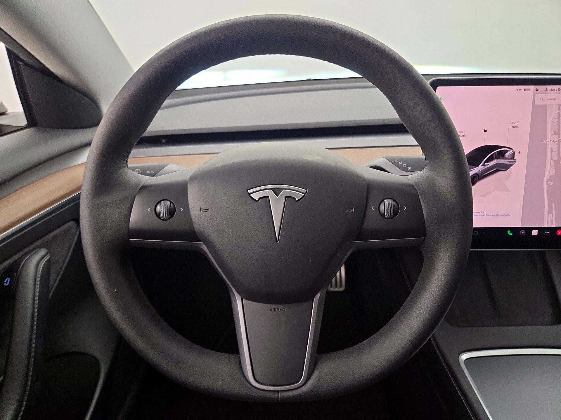 Thumbnail: 2023 Tesla Model 3 - 10