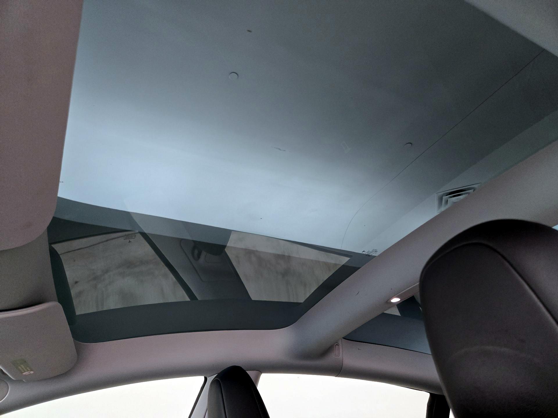 Thumbnail: 2023 Tesla Model 3 - 18
