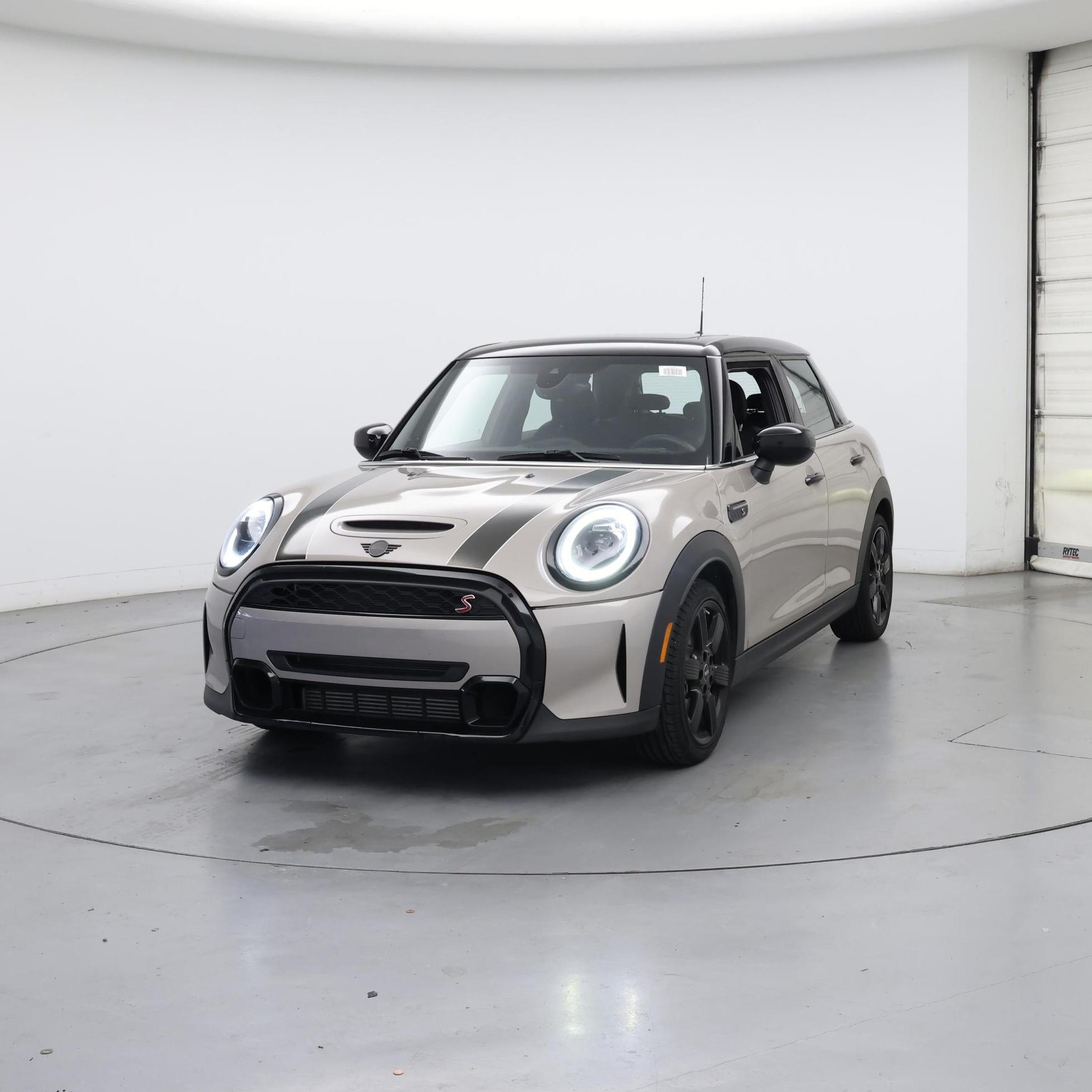 Thumbnail: 2023 MINI Cooper Hardtop - 4