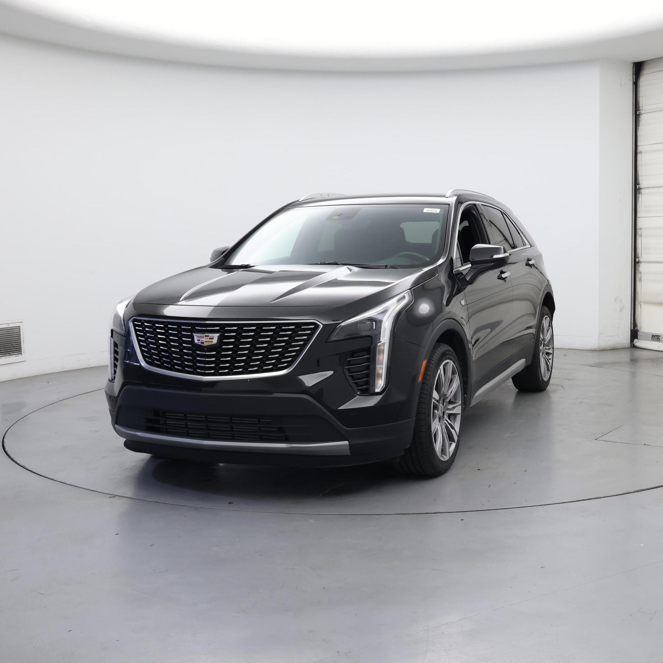 Thumbnail: 2022 Cadillac XT4 - 4