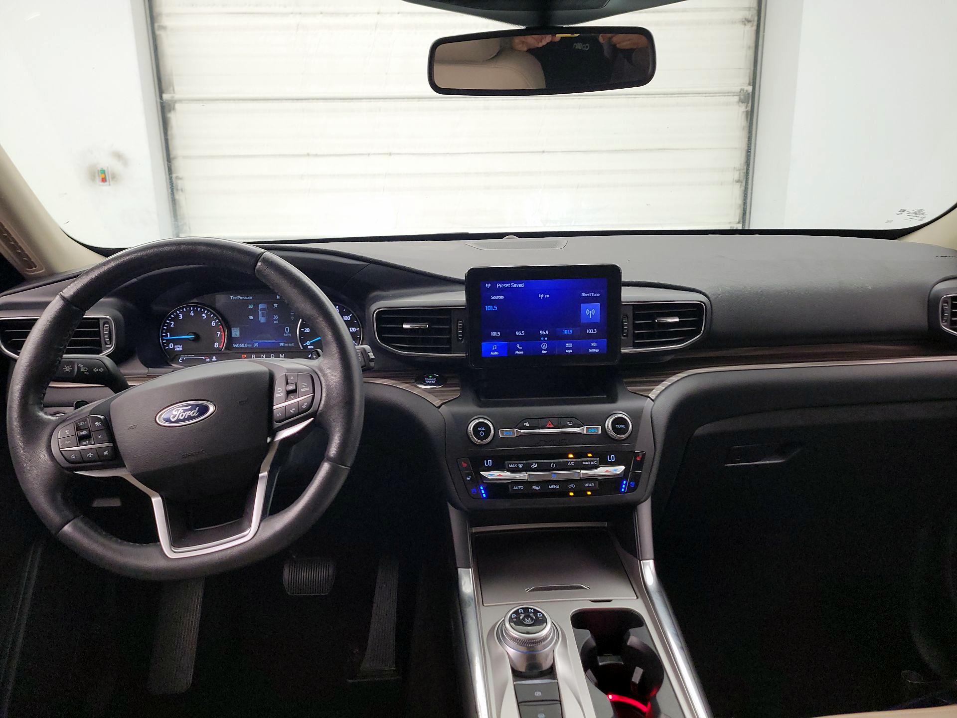 Thumbnail: 2020 Ford Explorer - 9