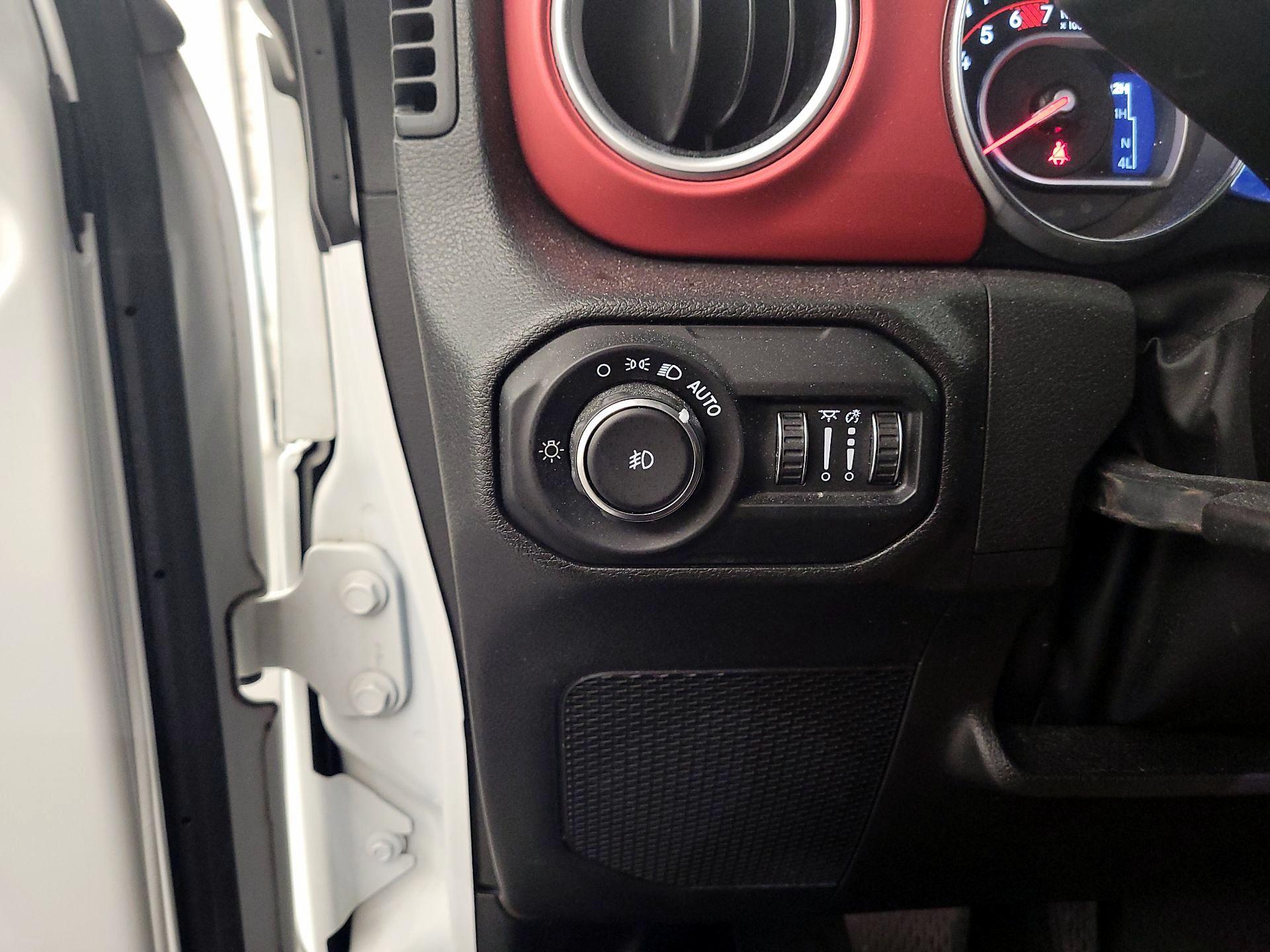 Thumbnail: 2022 Jeep Wrangler - 13