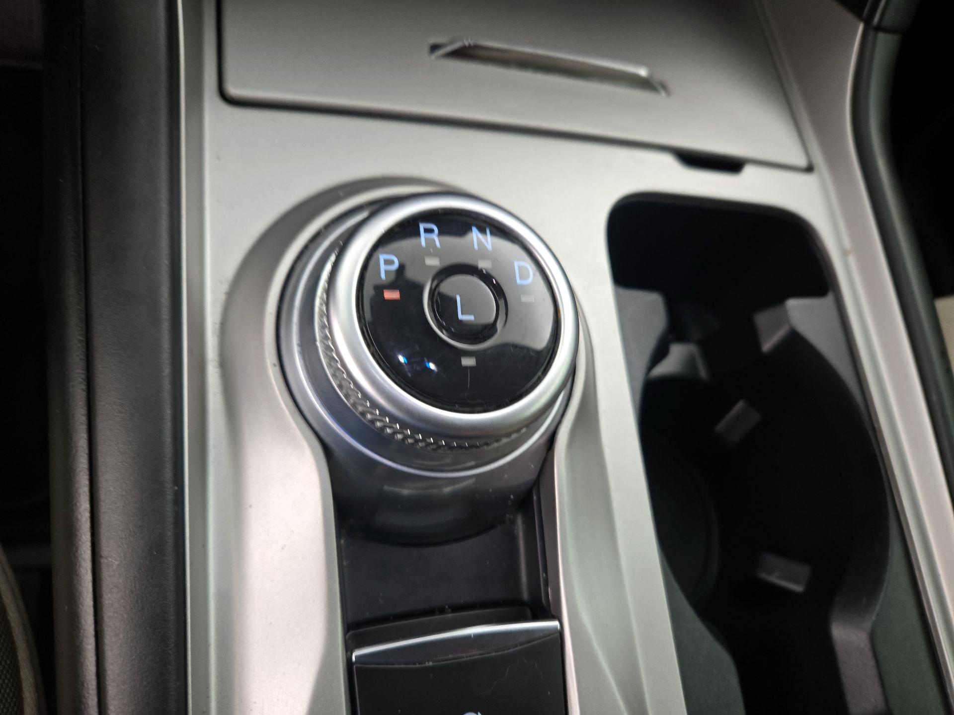 Thumbnail: 2021 Ford Explorer - 17