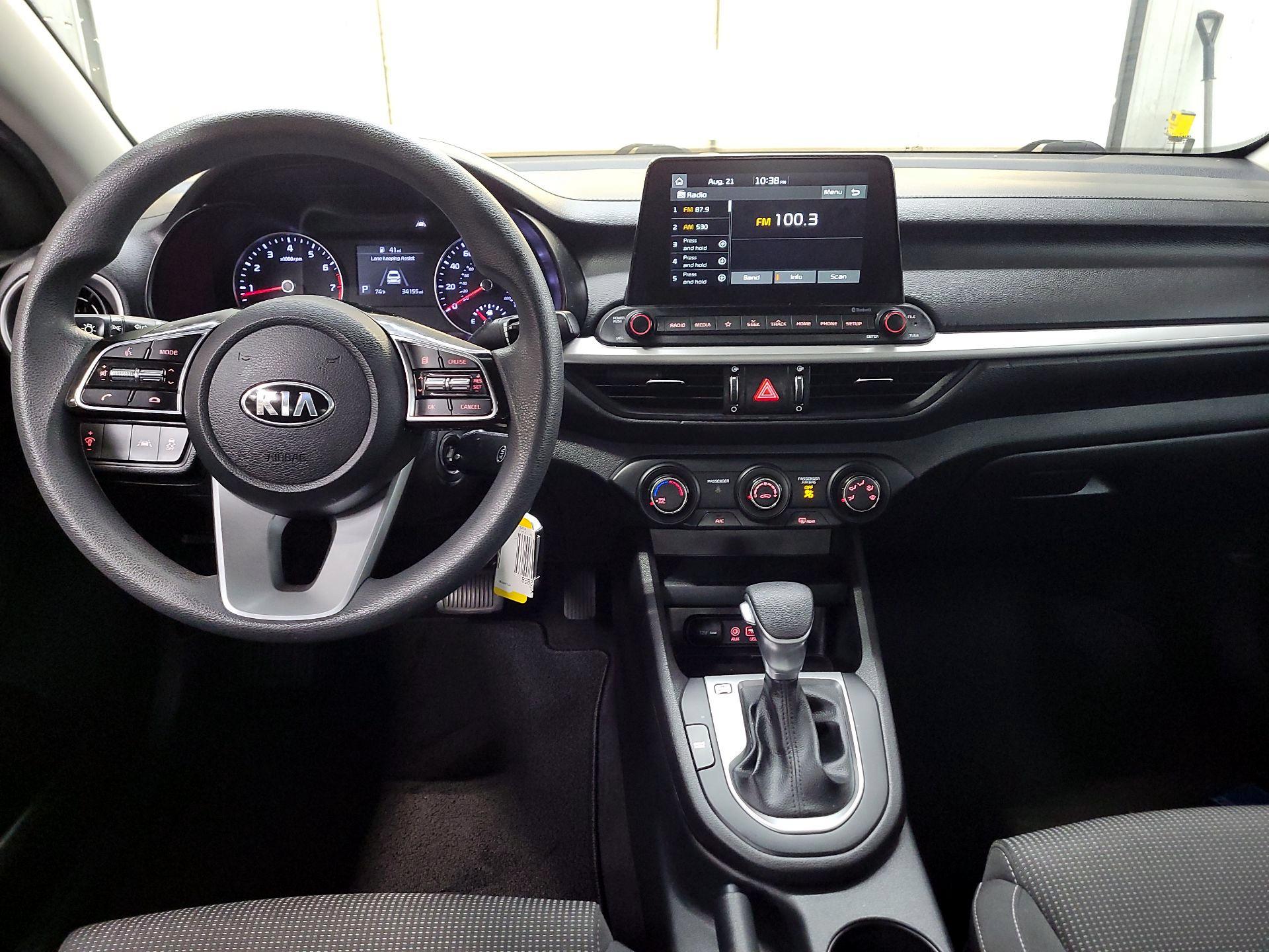 Thumbnail: 2020 Kia Forte - 9
