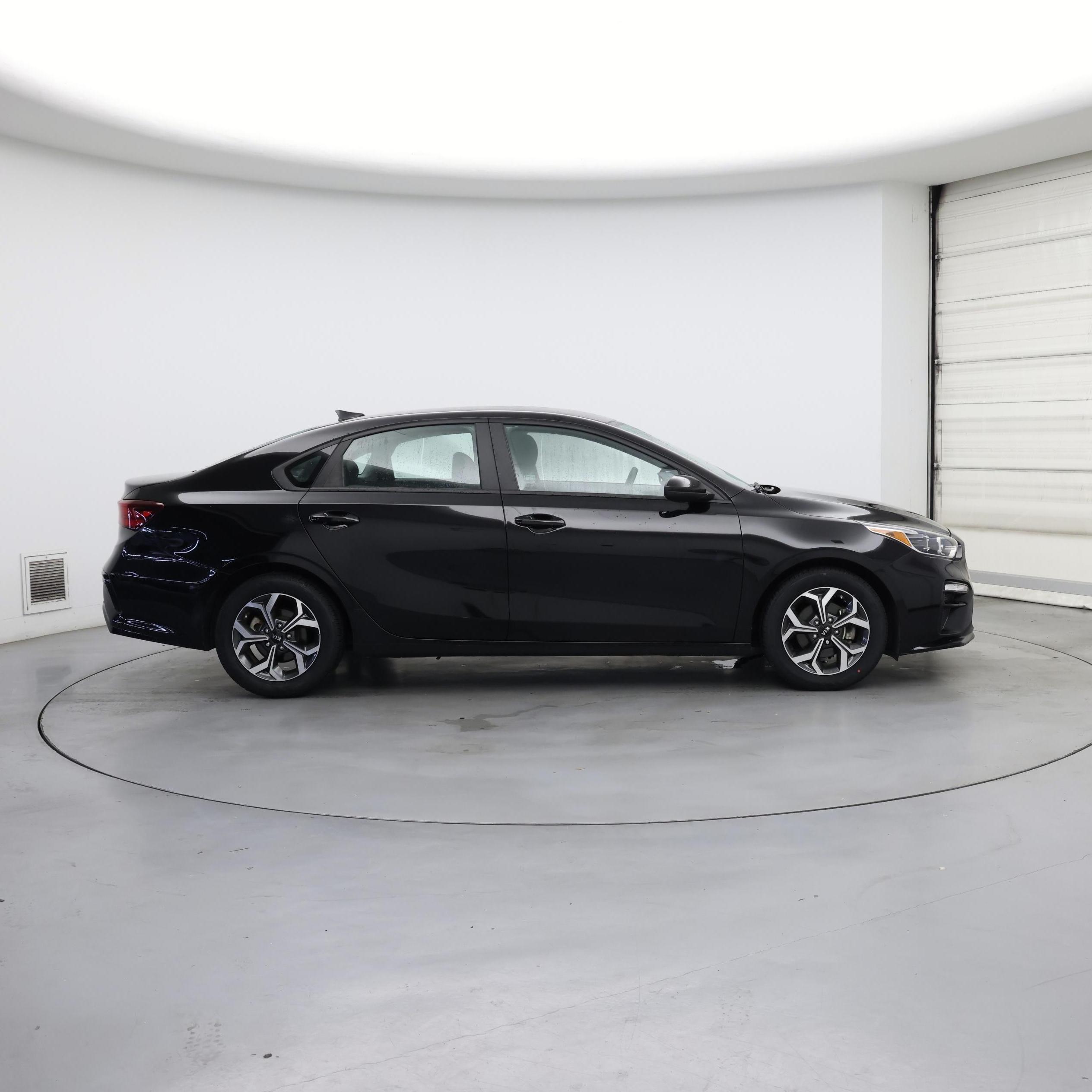 Thumbnail: 2020 Kia Forte - 7
