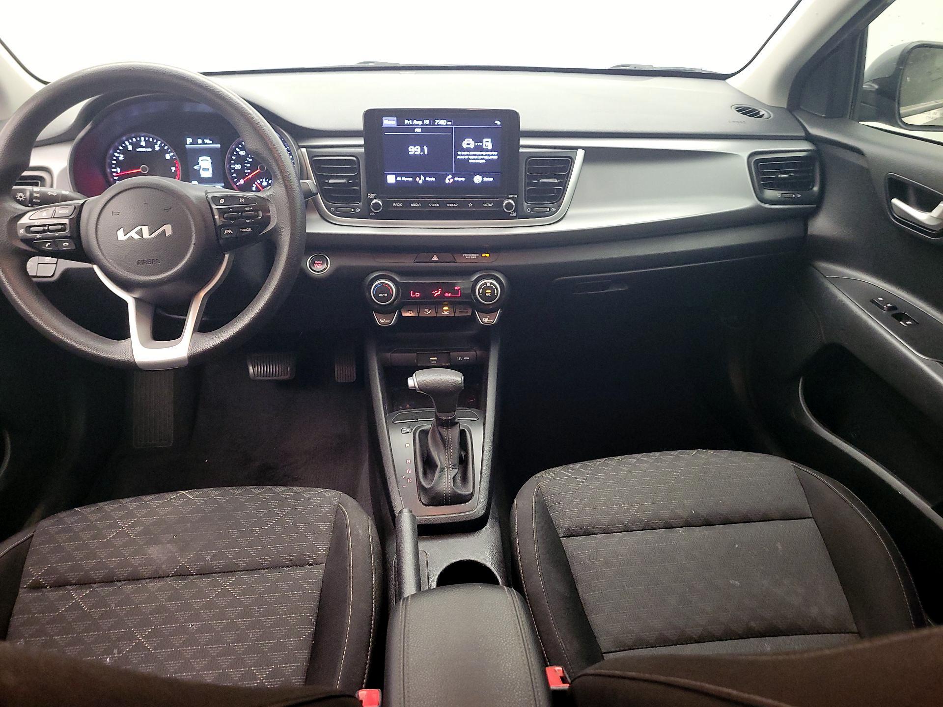 Thumbnail: 2022 Kia Rio - 9