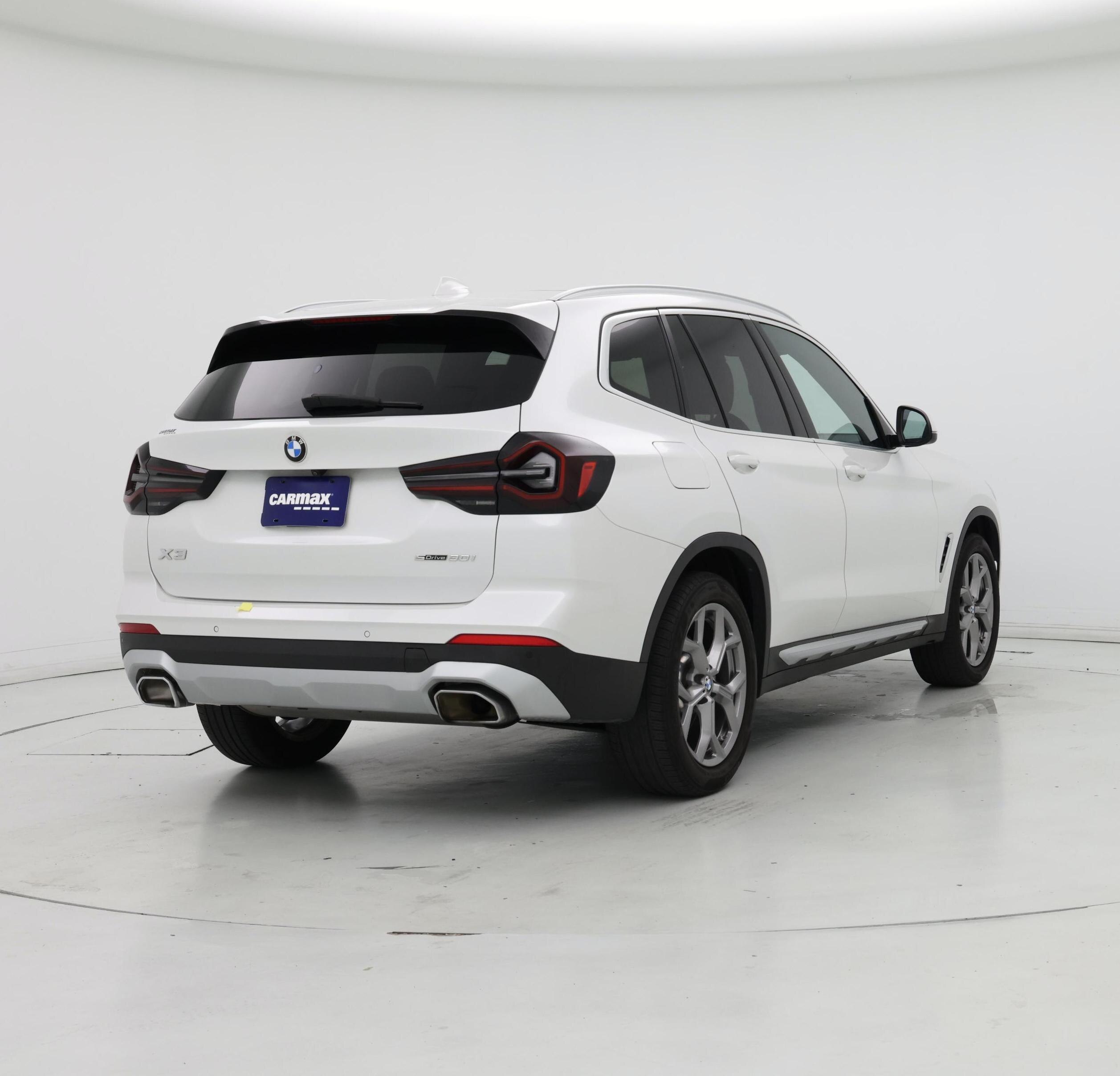 Thumbnail: 2023 BMW X3 - 8