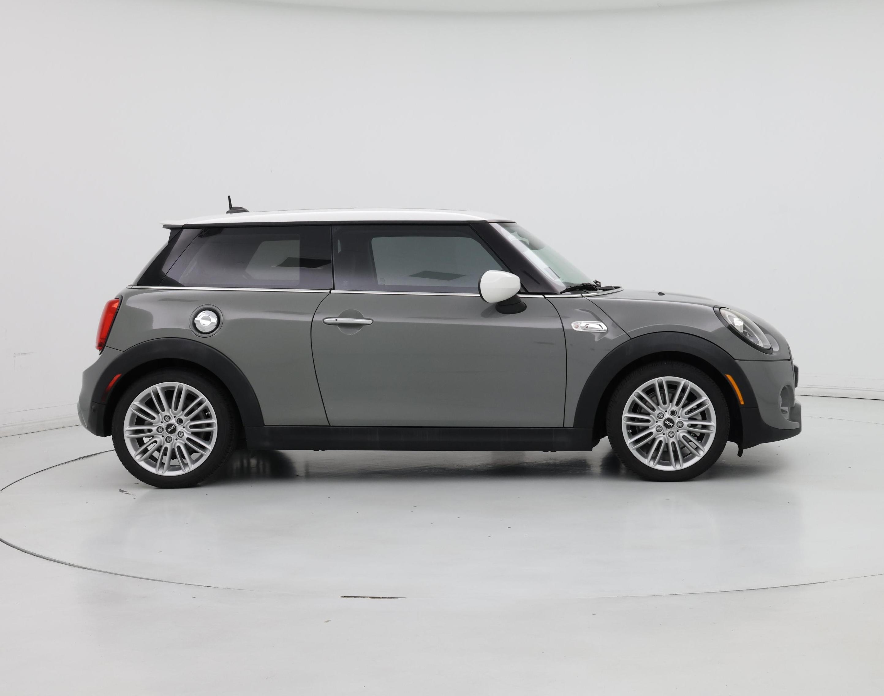 Thumbnail: 2020 MINI Cooper Hardtop - 7