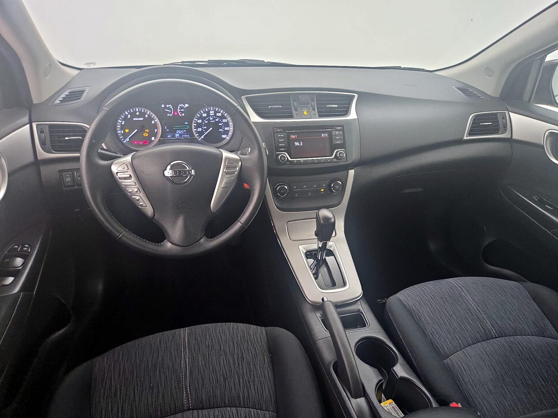 Thumbnail: 2015 Nissan Sentra - 9