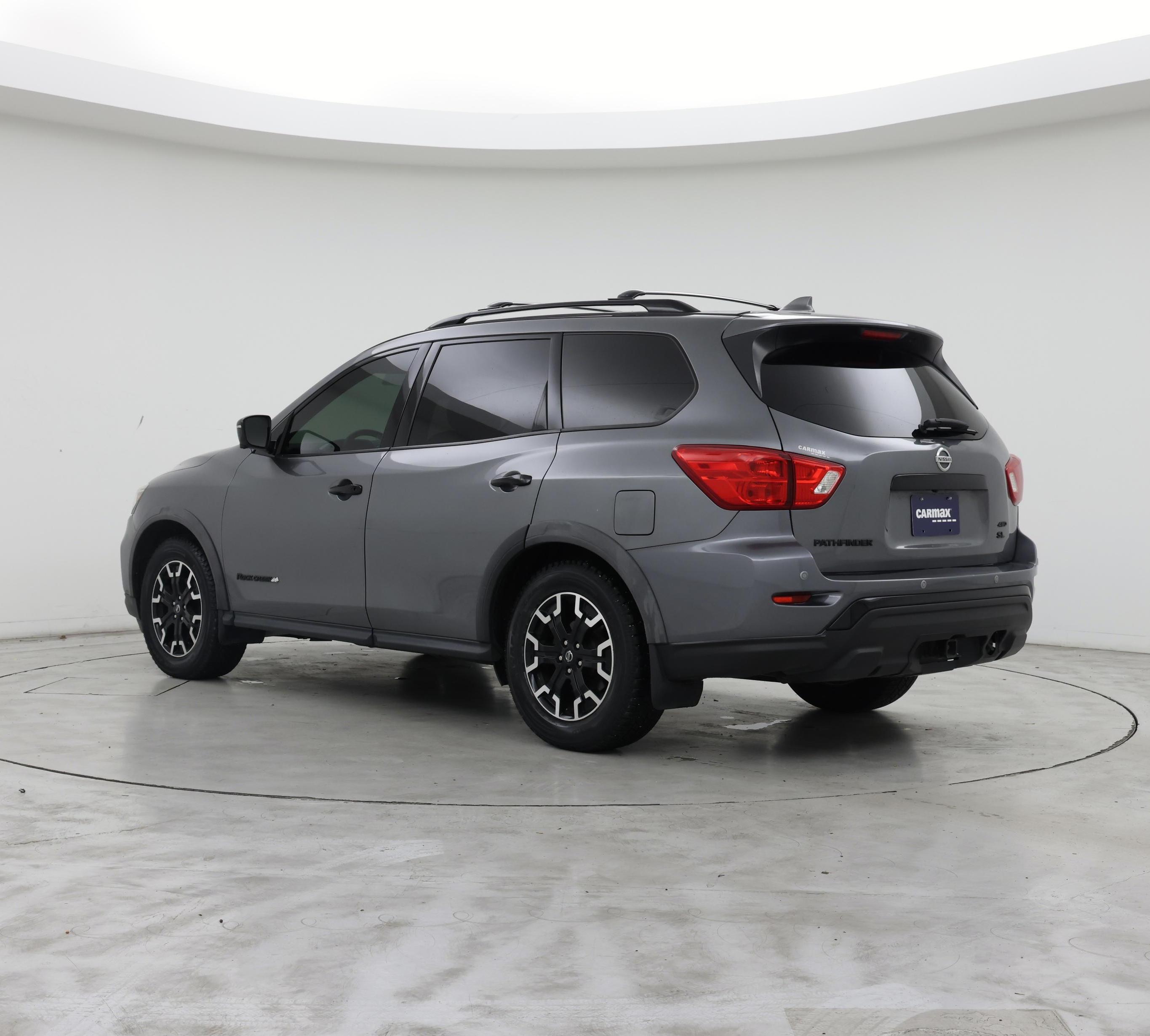 Thumbnail: 2020 Nissan Pathfinder - 2