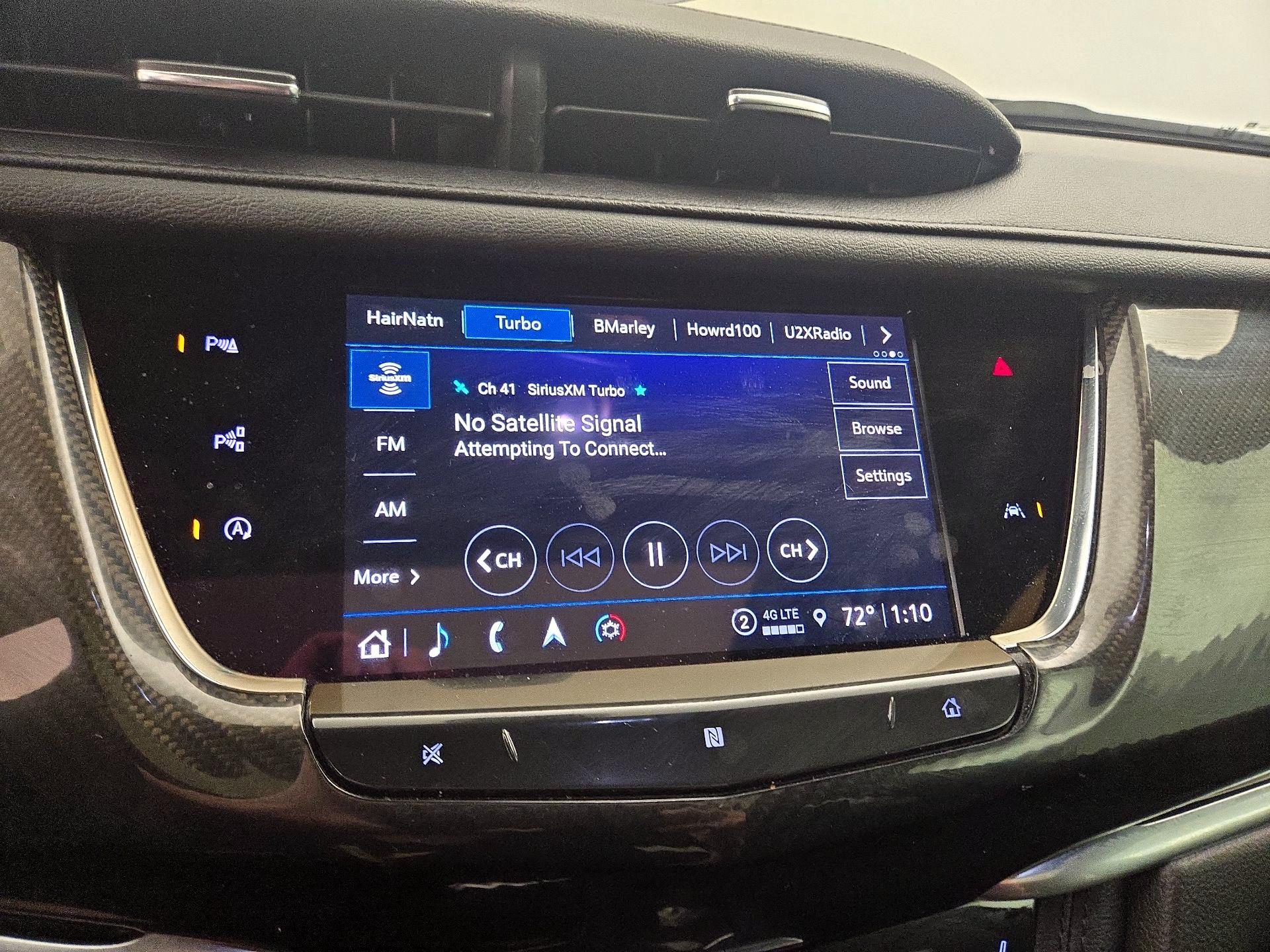 Thumbnail: 2021 Cadillac XT6 - 16