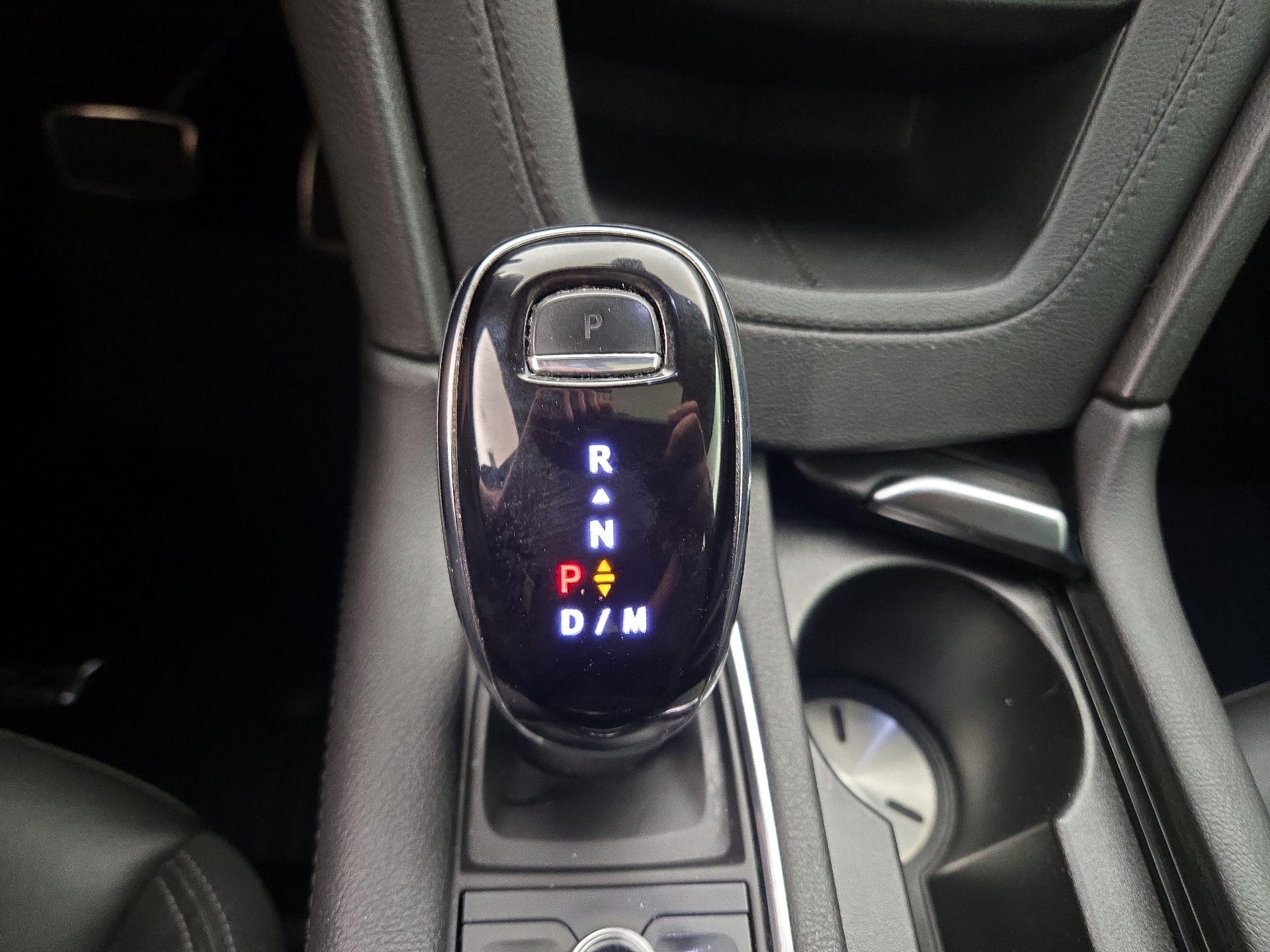 Thumbnail: 2021 Cadillac XT6 - 18