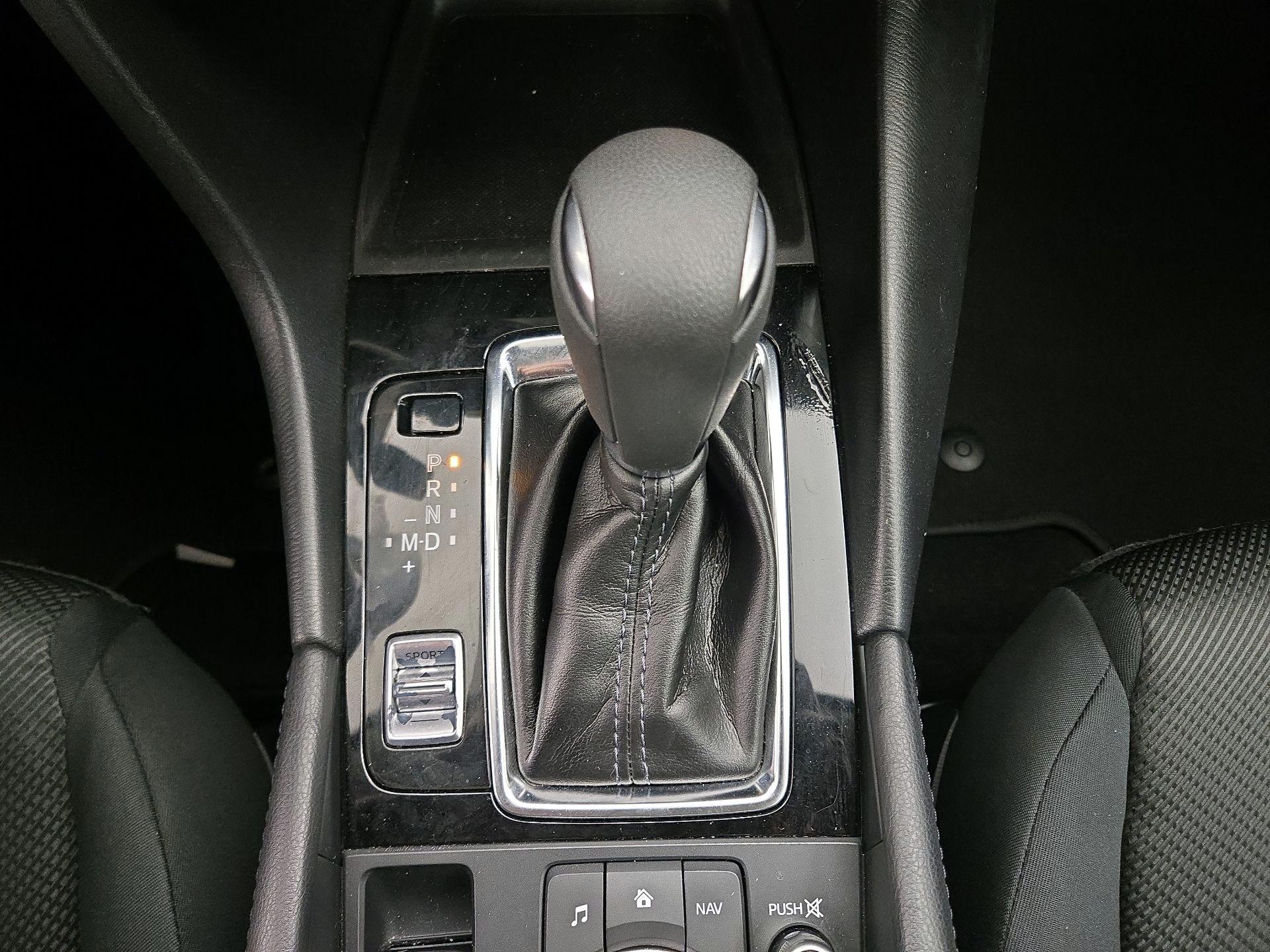 Thumbnail: 2018 Mazda Mazda3 - 17