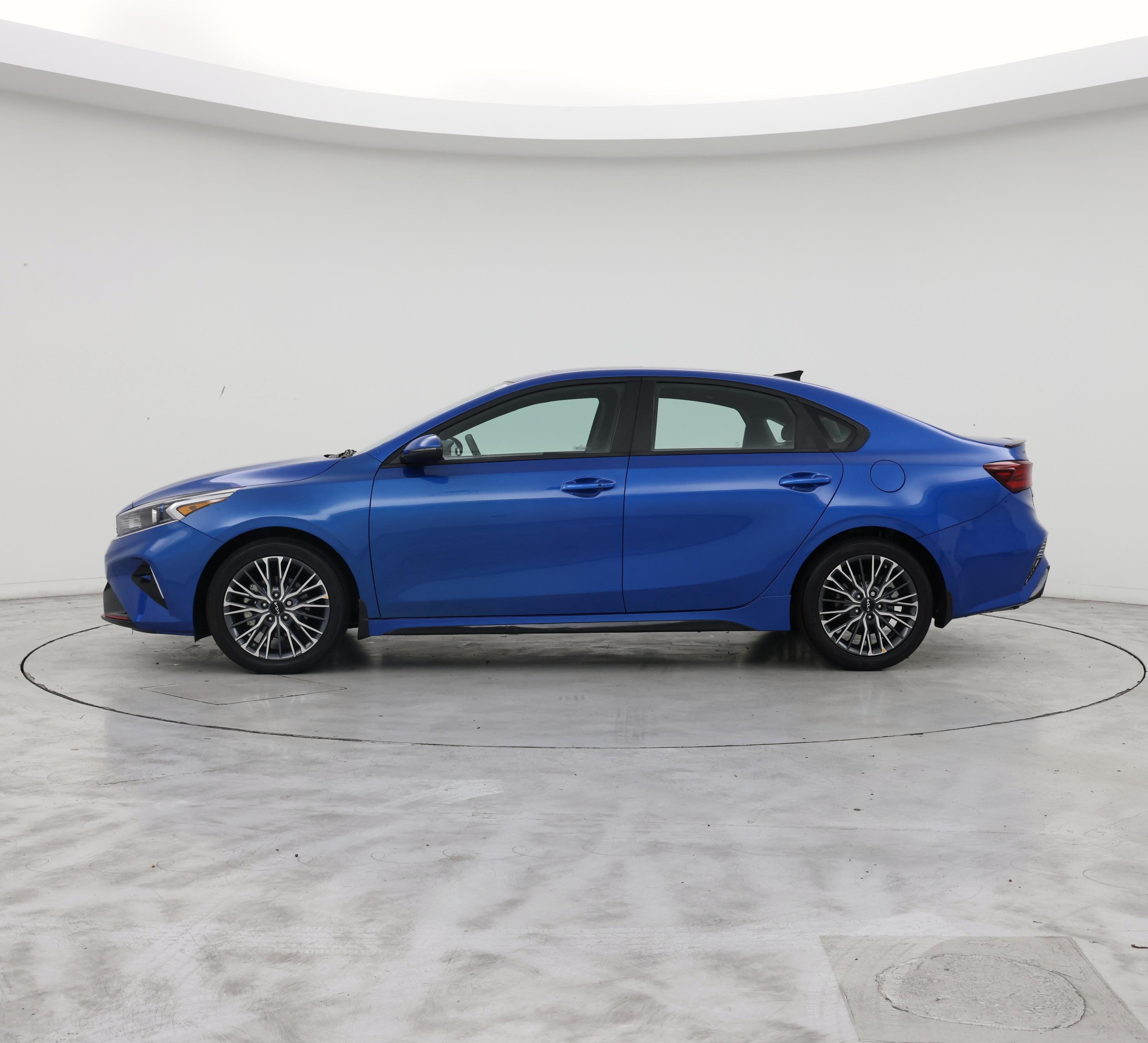 Thumbnail: 2023 Kia Forte - 3