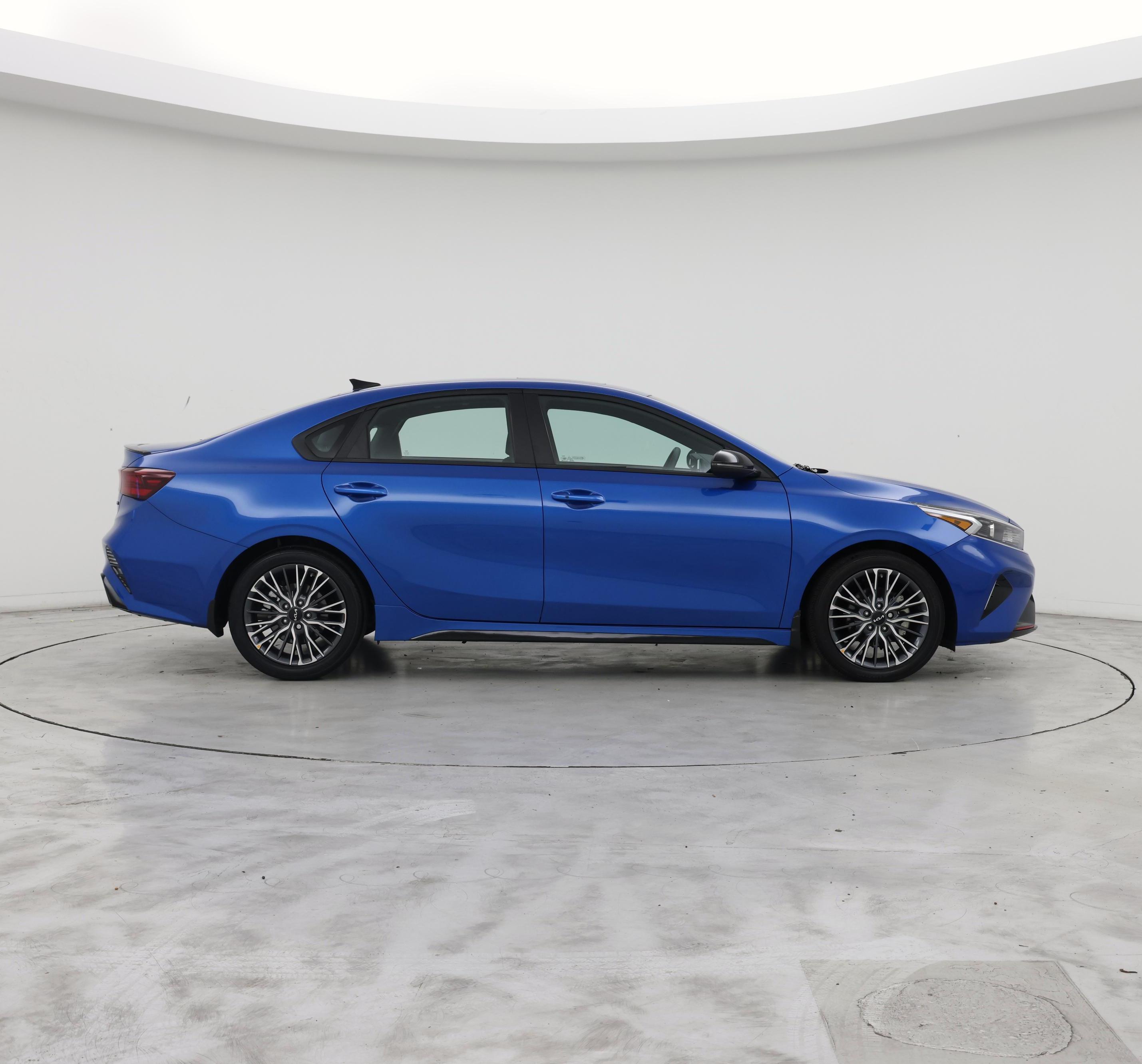 Thumbnail: 2023 Kia Forte - 7